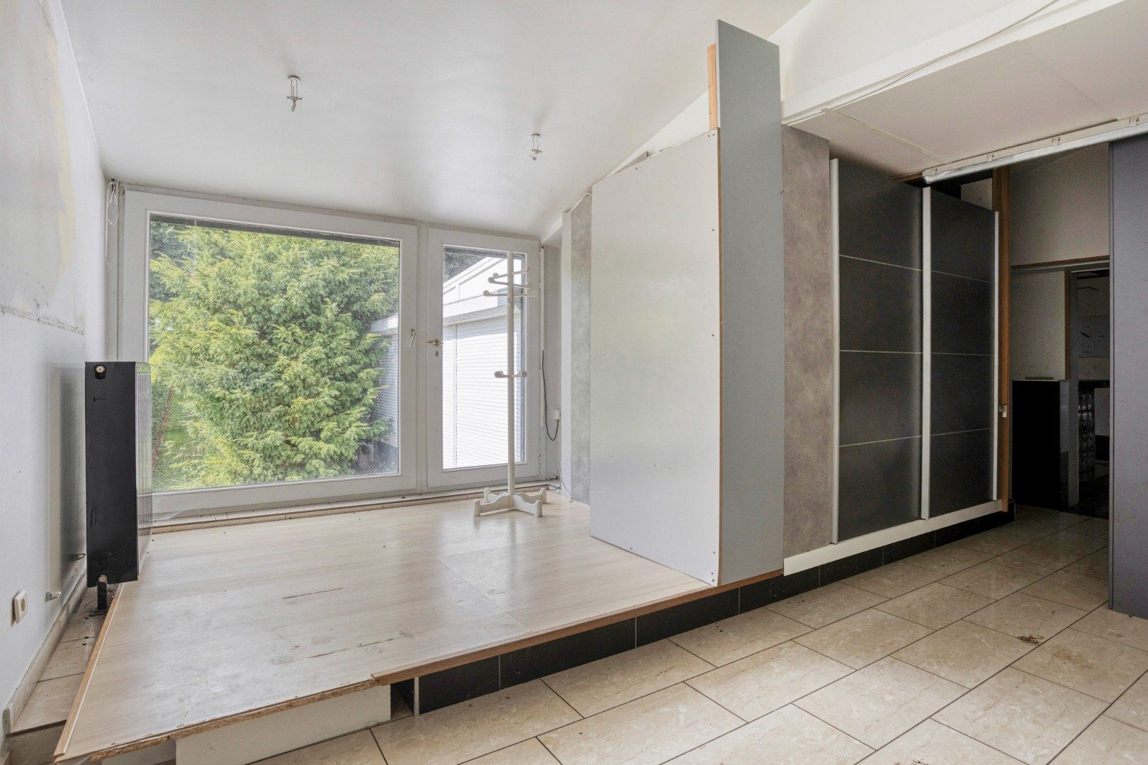 Ruime woning met handelsruimte en tuin in het rustige Vreren foto 12