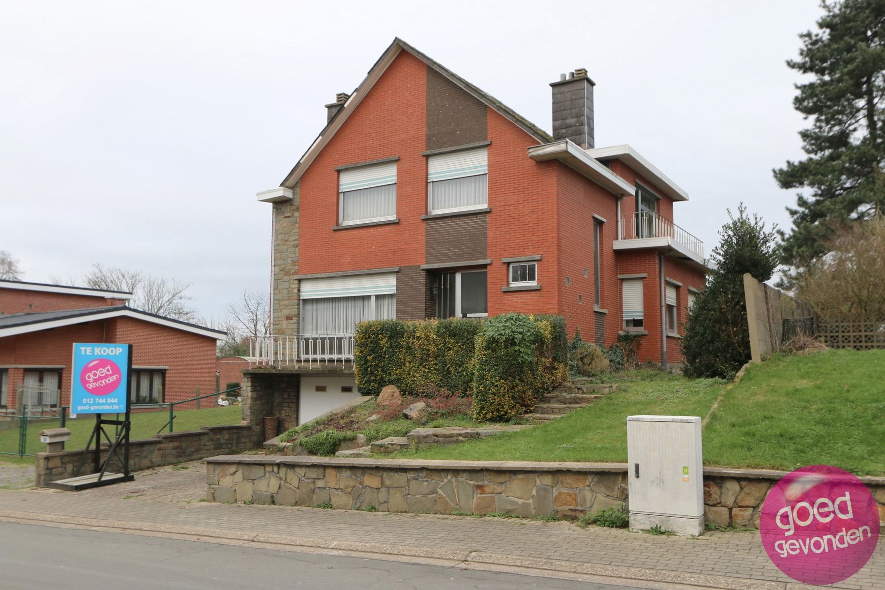 Hoofdfoto van de publicatie: WONING - HOB - 3 SLK - GARAGE - TERRAS - TUIN - WEI