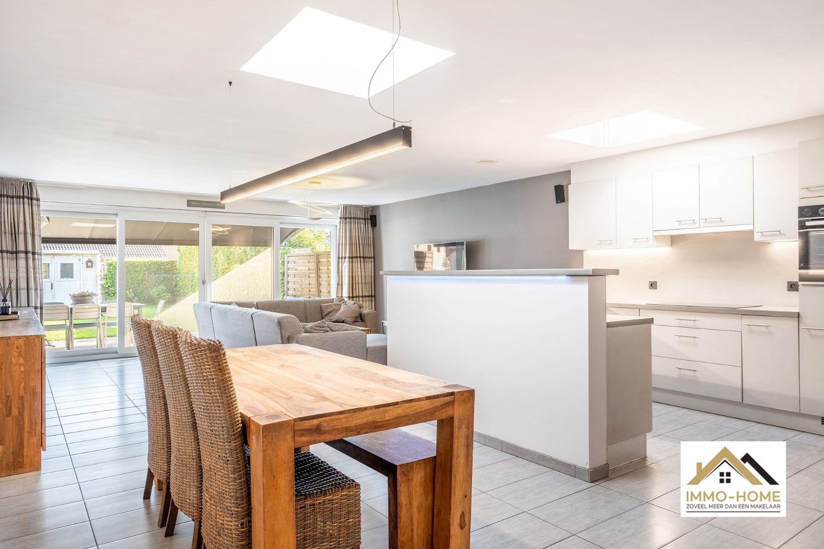 Perfect instapklare woning te Evergem foto {{pictureIndex}}