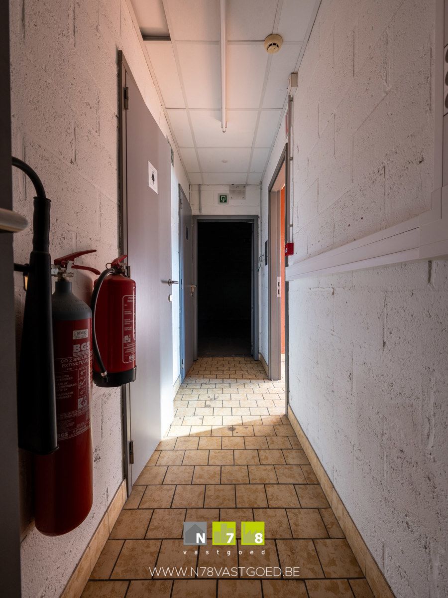 Commerciële ruimte te huur foto 31