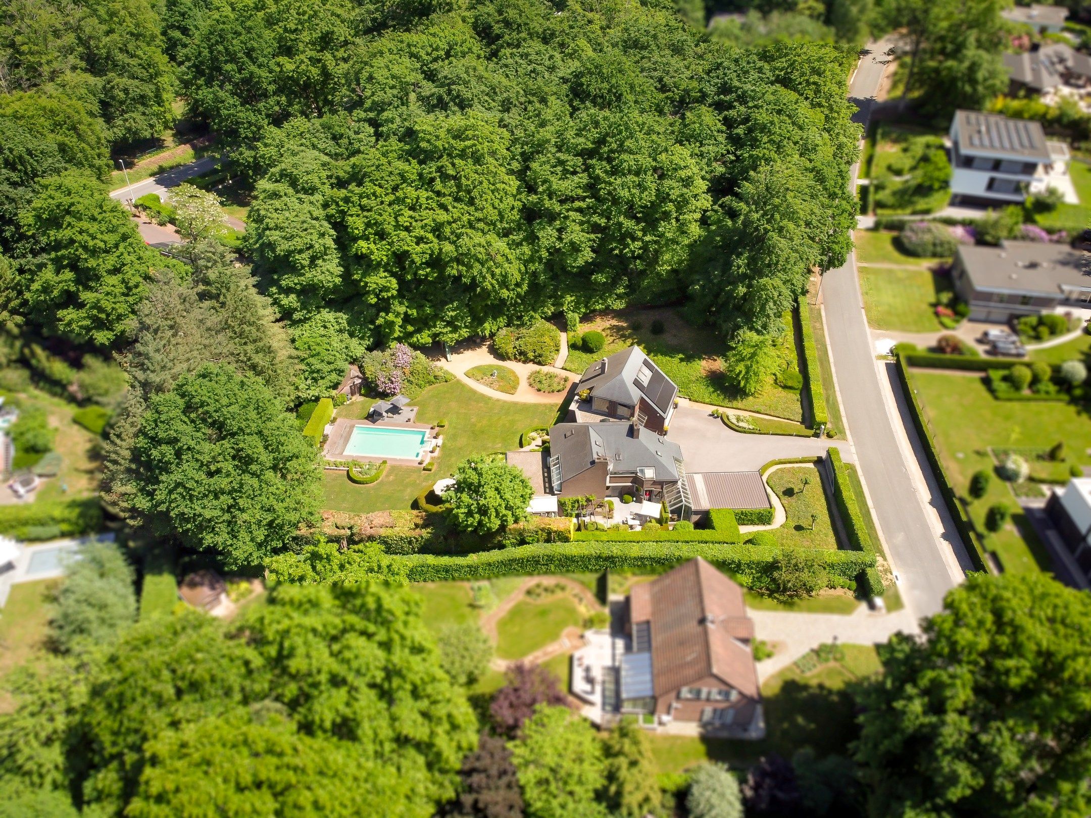 Architecturale villa op residentiele toplocatie! foto 10