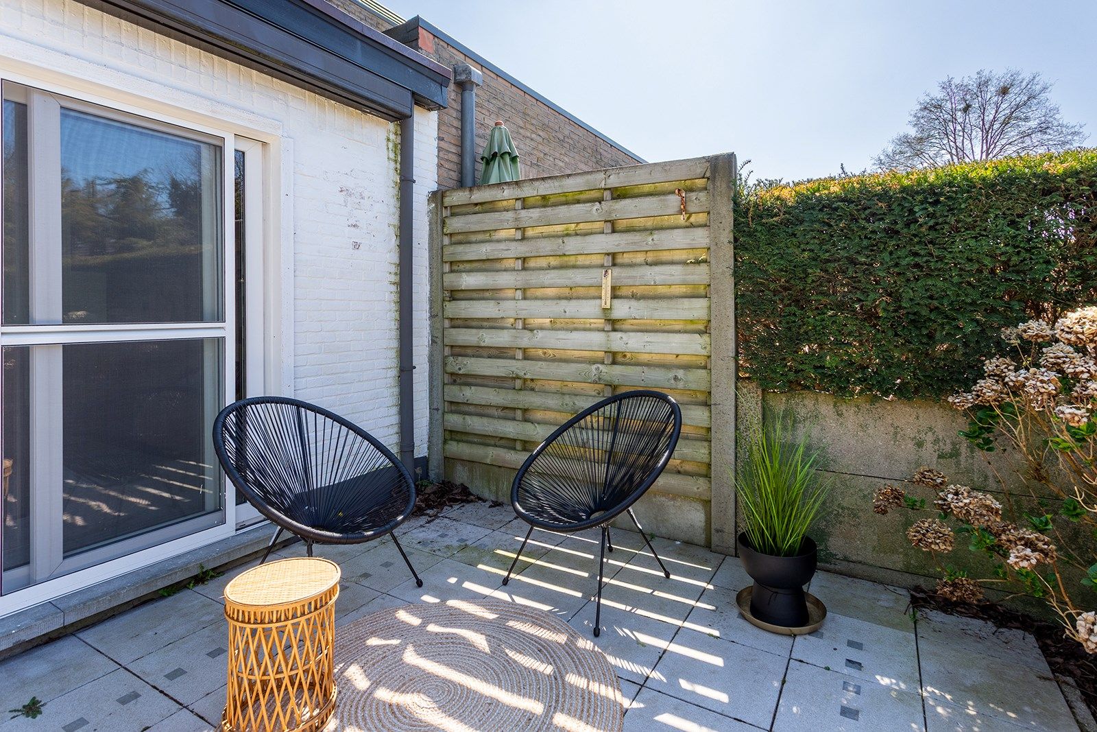 Nét gerenoveerde woning met aangename tuin  foto 8