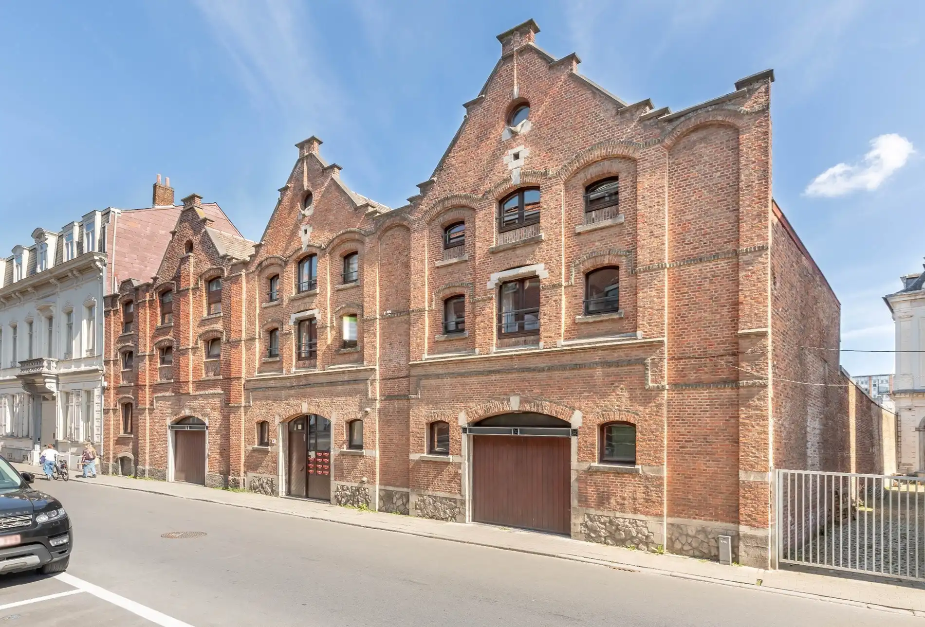 Ruime, bemeubelde studentenstudio's foto {{pictureIndex}}
