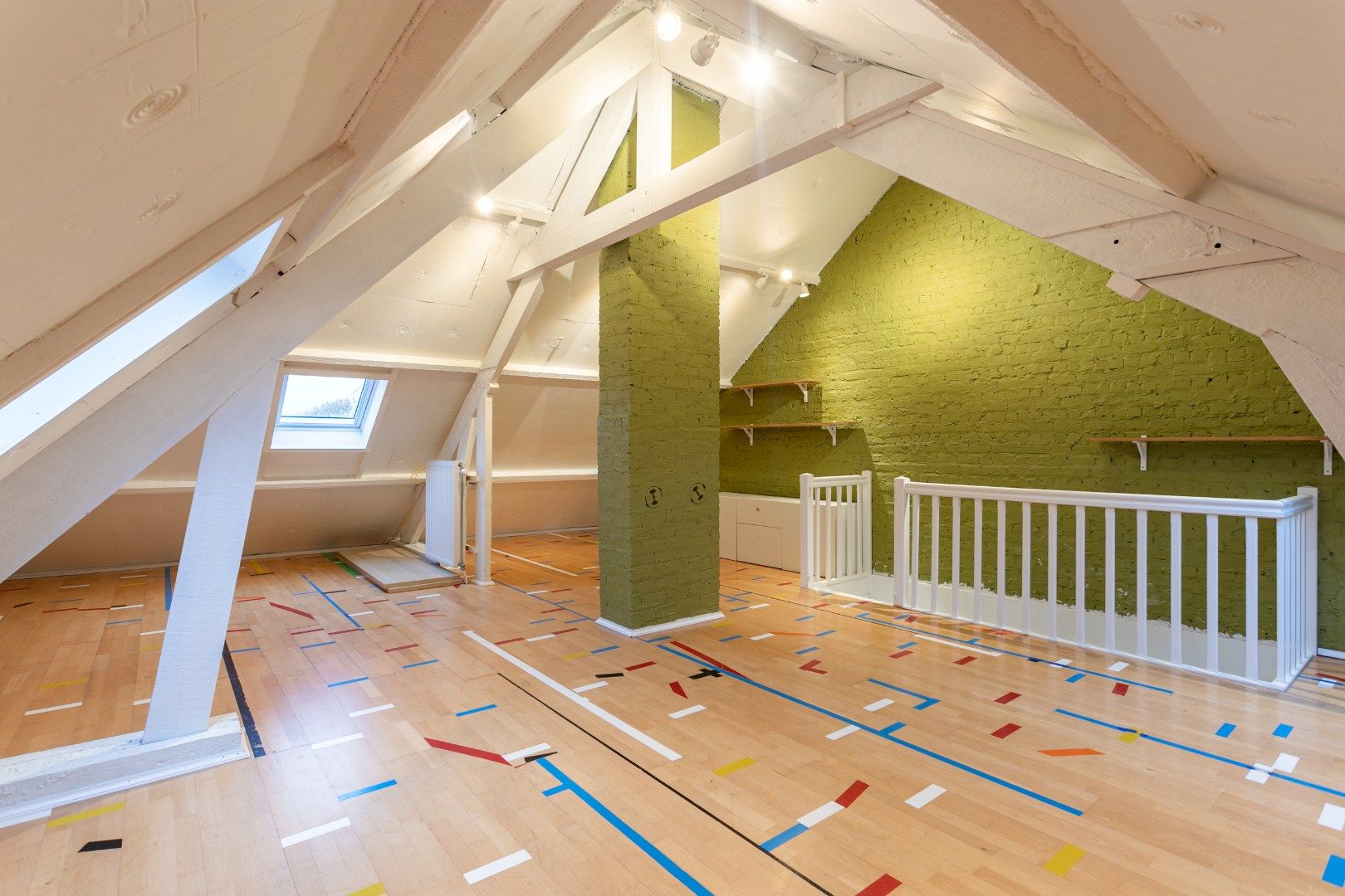 Instapklare woning met 4 slpk op perceel van 5a 45ca foto 28