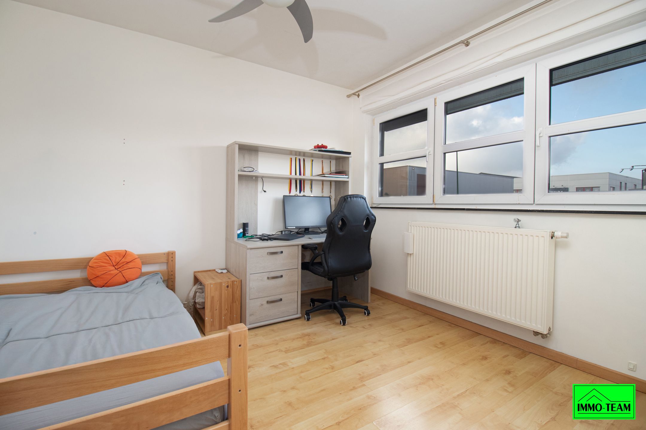 Halfopen gezinswoning met 3 ruime slaapkamers, EPC B foto 15