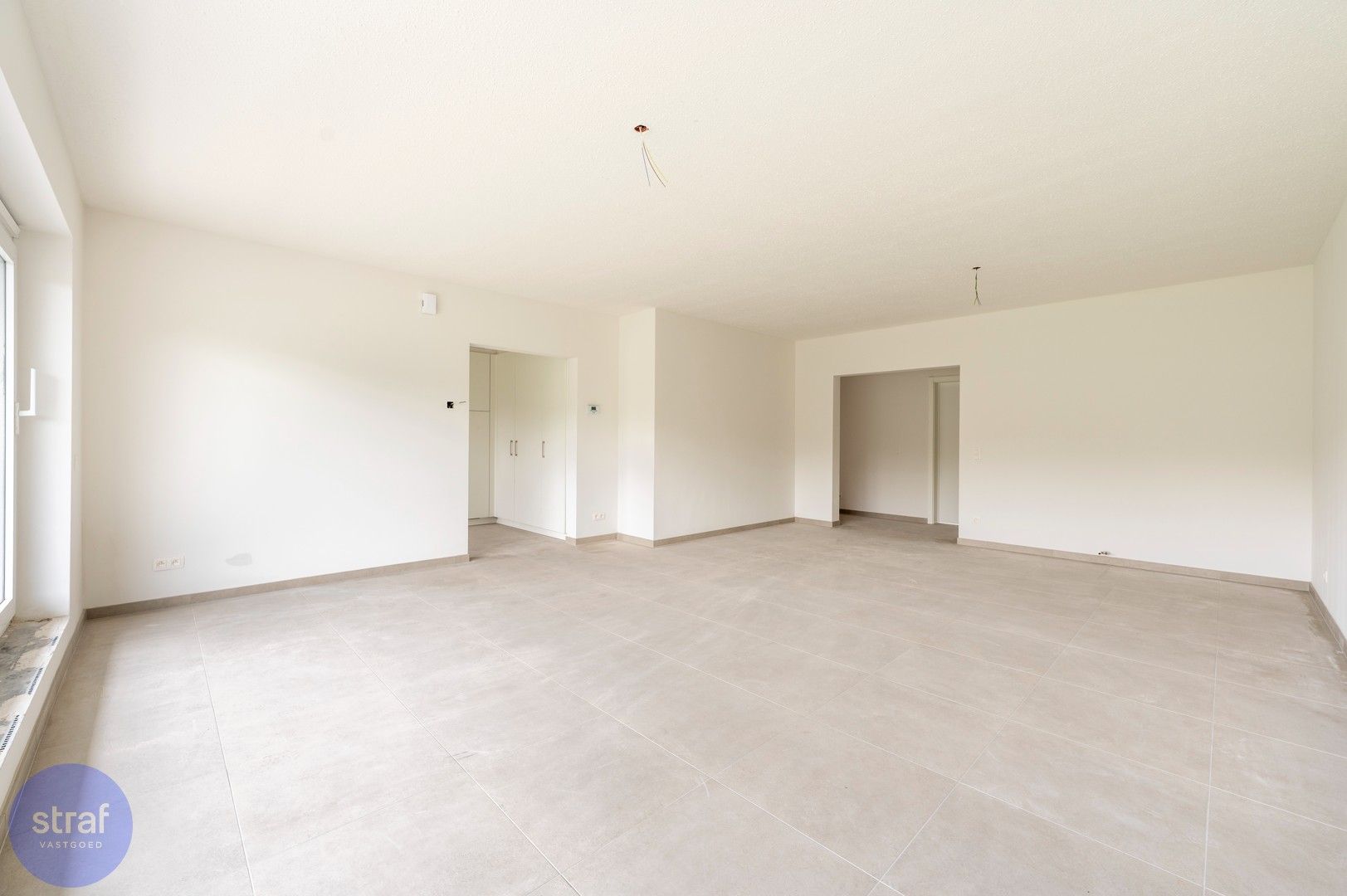Te huur: nieuw  appartement (100 m2) op Linkeroever foto 3