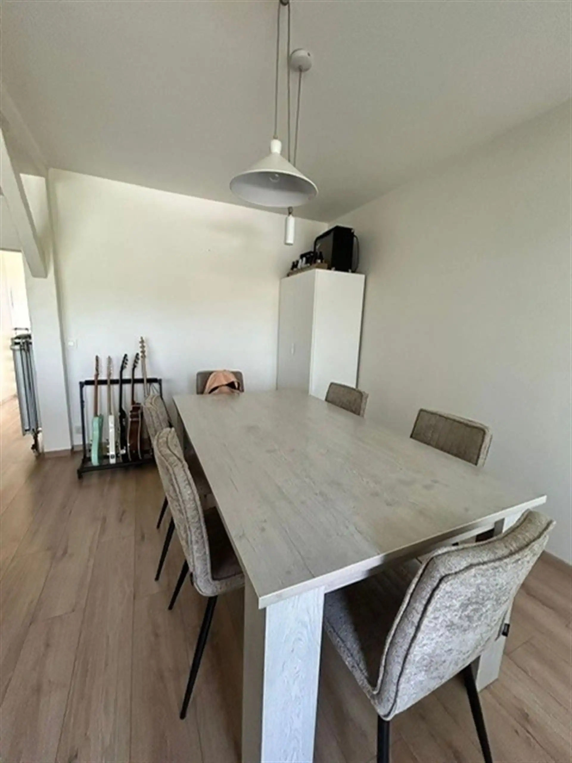 AANGENAAM APPARTEMENT MET TERRAS EN KELDERBERGING, RUSTIG GELEGEN NABIJ DE DORPSKERN foto 5
