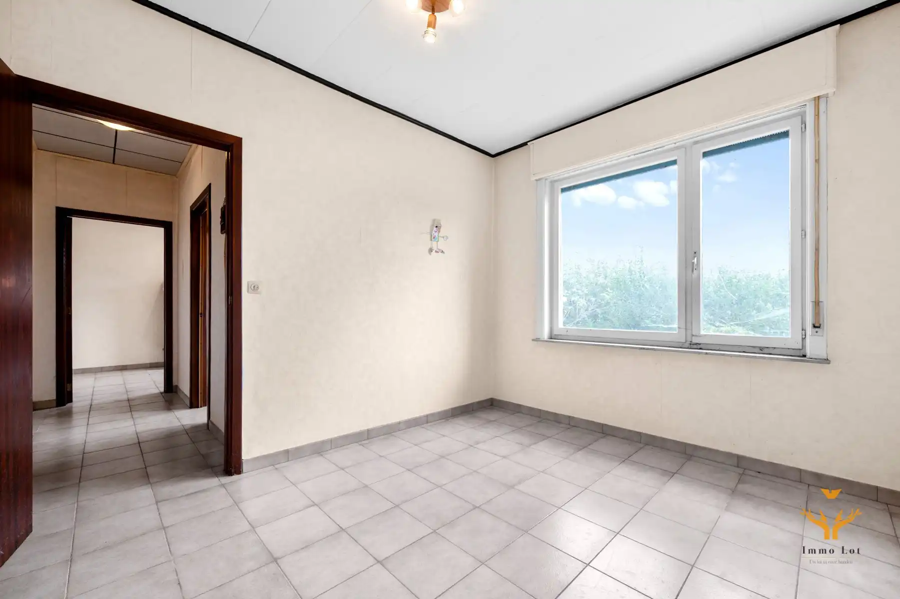 Te renoveren bungalow met grote garage nabij het Donkmeer foto 9