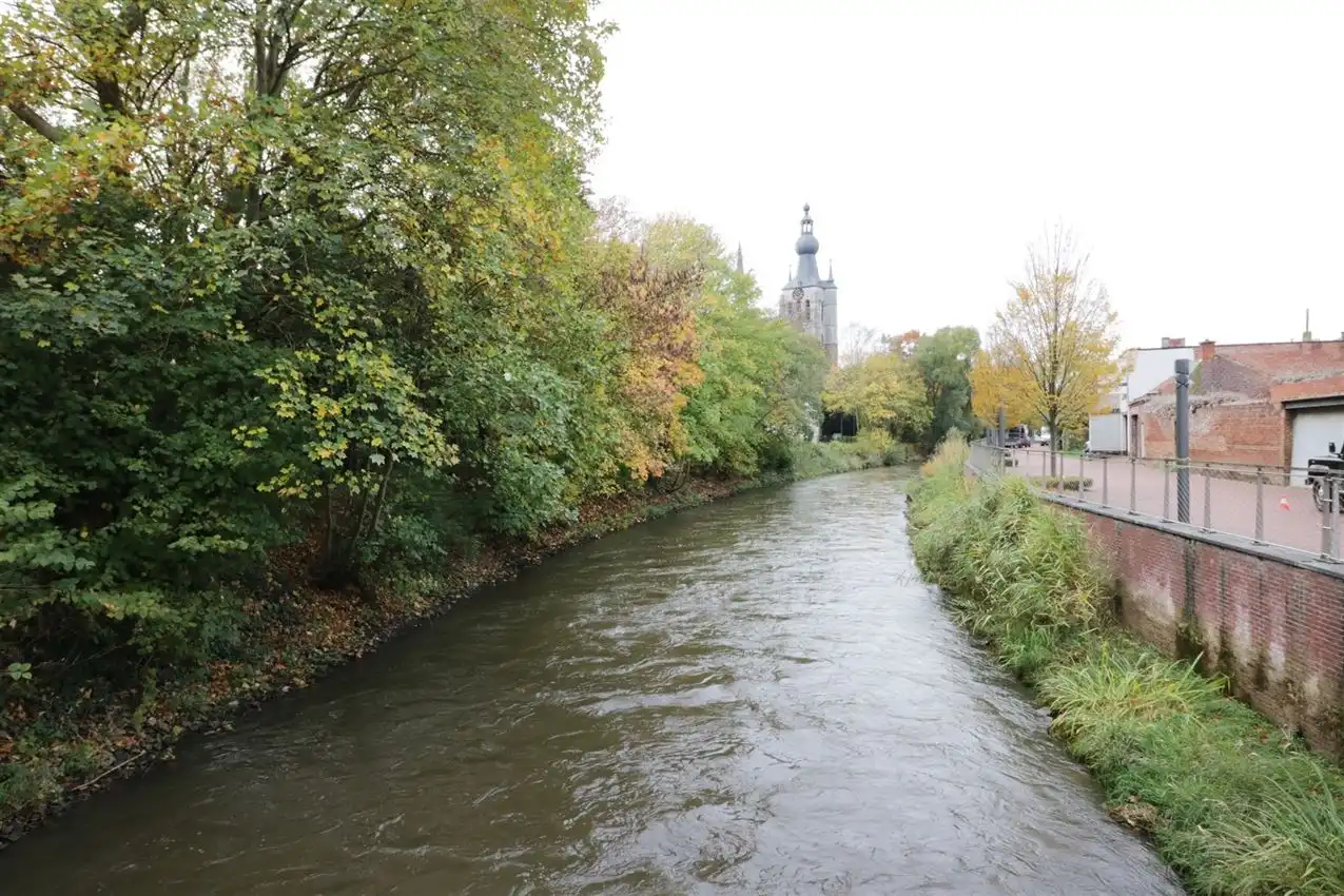 Appartement met 2 slpk., autostaanplaats en terras in centrum Aarschot foto 26