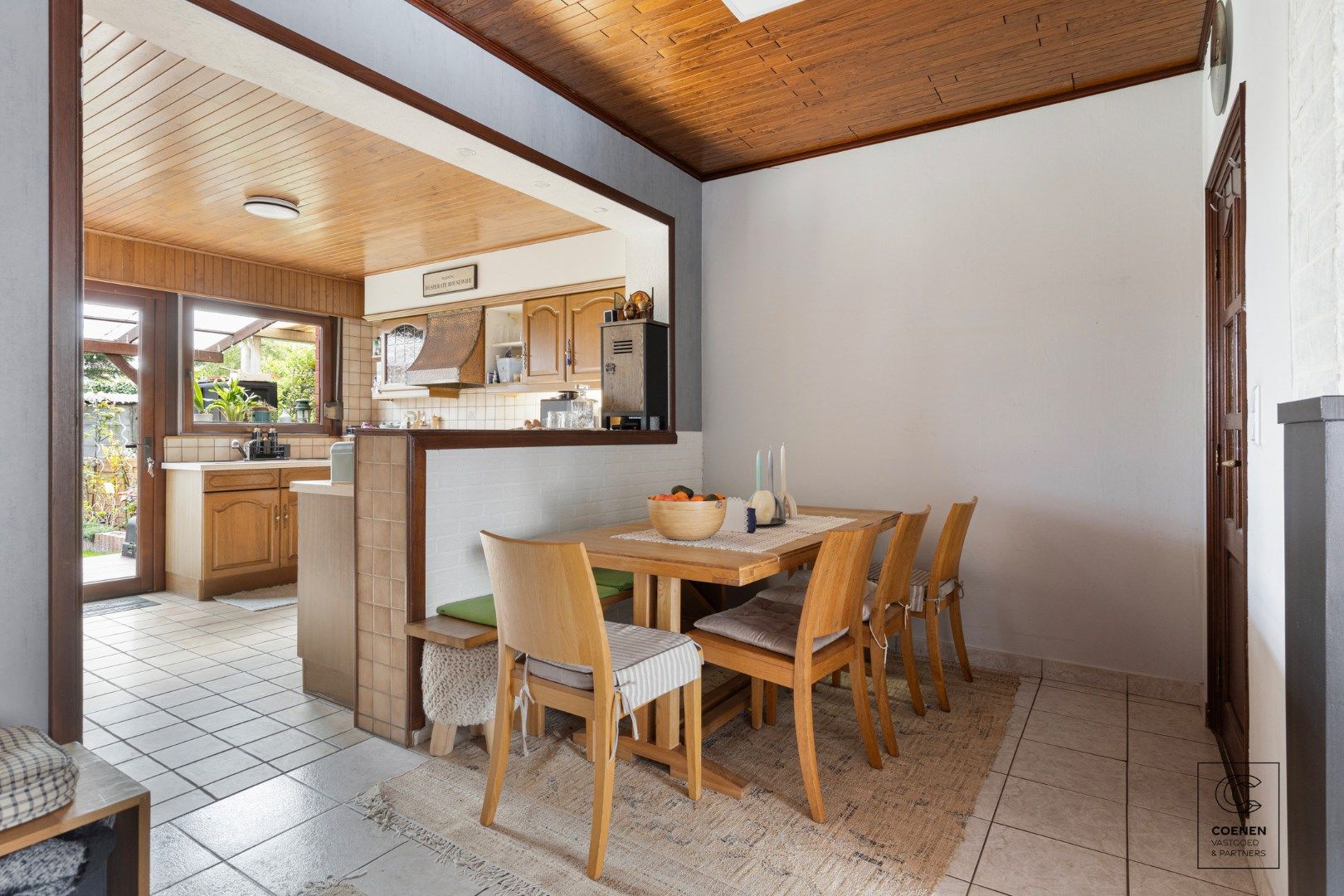 Charmante gezinswoning van 126m² en 3 slaapkamers op TOPlocatie te Luchtbal! foto 5