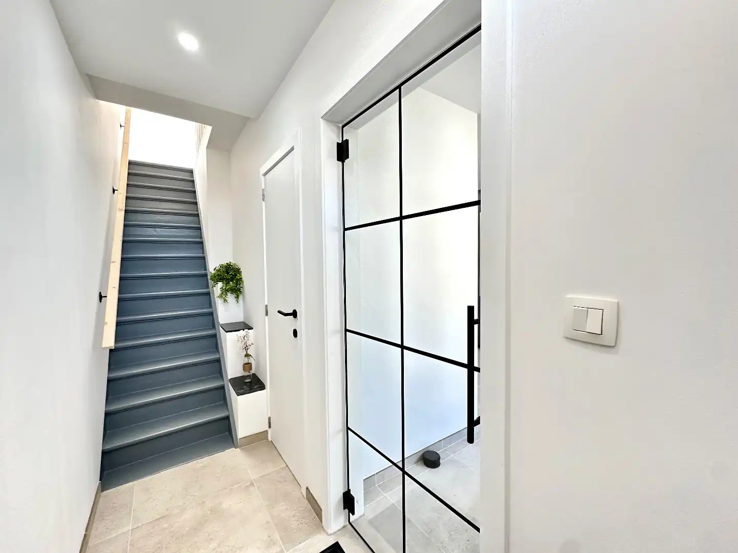 Prachtig gerenoveerde woning met 3 slaapkamers te Heers foto 2