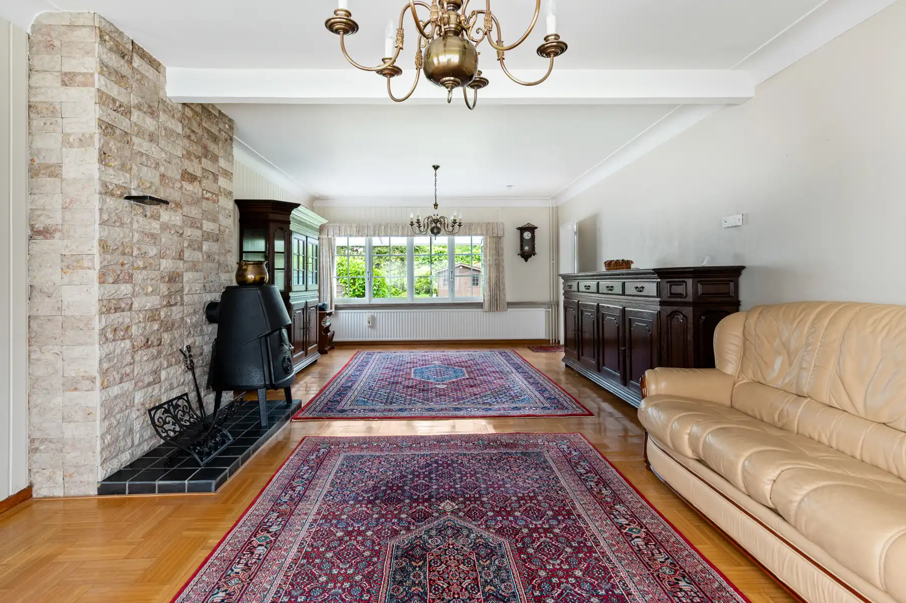 Te renoveren charmante woning op top locatie in Kapellen foto 3