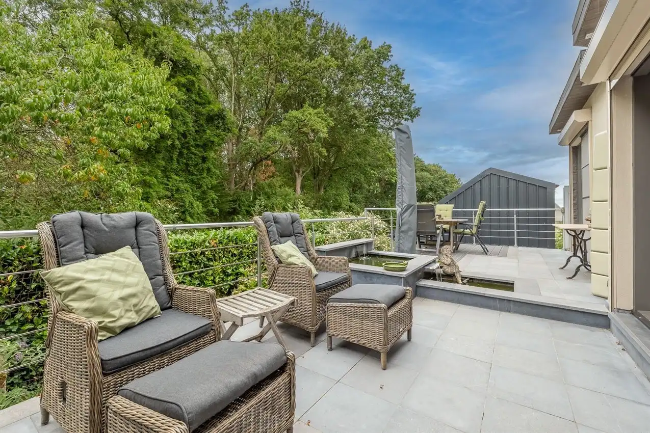 Wonen in het groen, heerlijke terrassen,  prachtige zichten foto 15