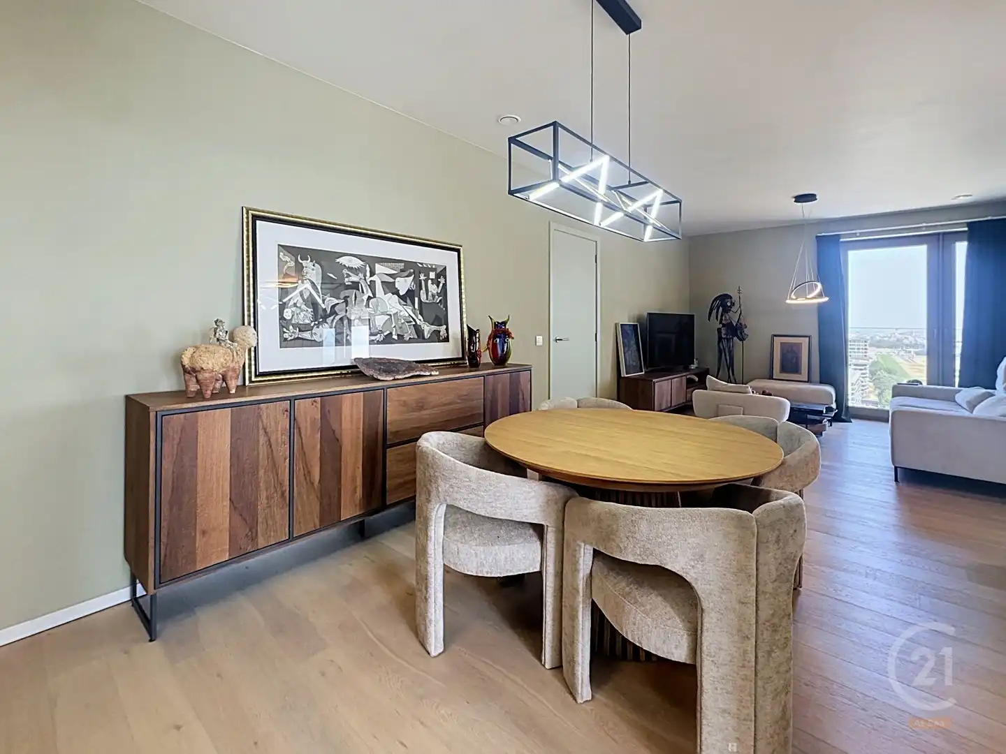 Exclusief nieuwbouw hoekappartement met panoramisch uitzicht en zijdelings zeezicht in Oostende foto 2