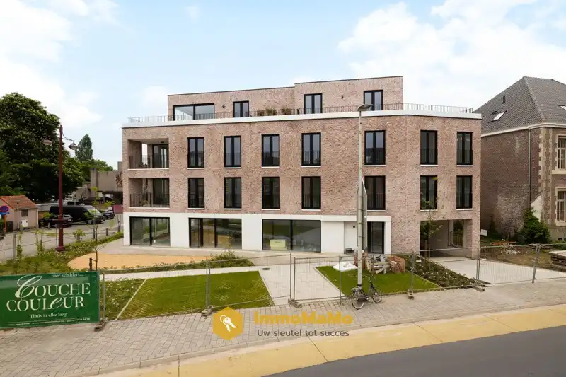 MOGELIJKHEID AANKOOP NIEUWBOUW à 6% BTW - LUXUEUS APPARTEMENT TE KOOP OP TOPLOCATIE IN LOCHRISTI (WACHTEBEKE) foto {{pictureIndex}}