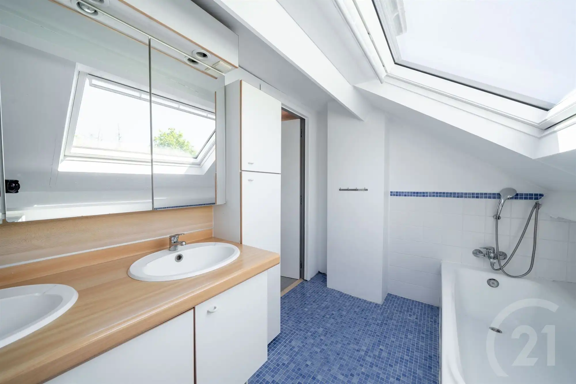 Landelijke woning op een prachtig perceel! foto 18