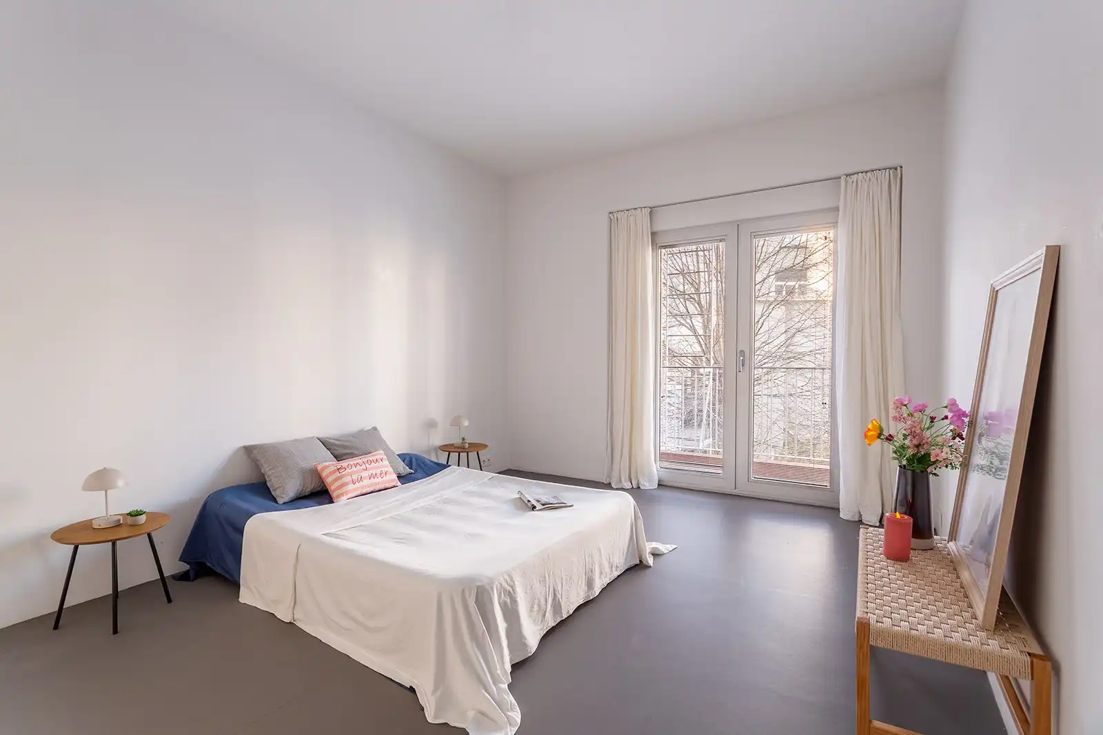 Architecturale parel met een zee van ruimte foto 24