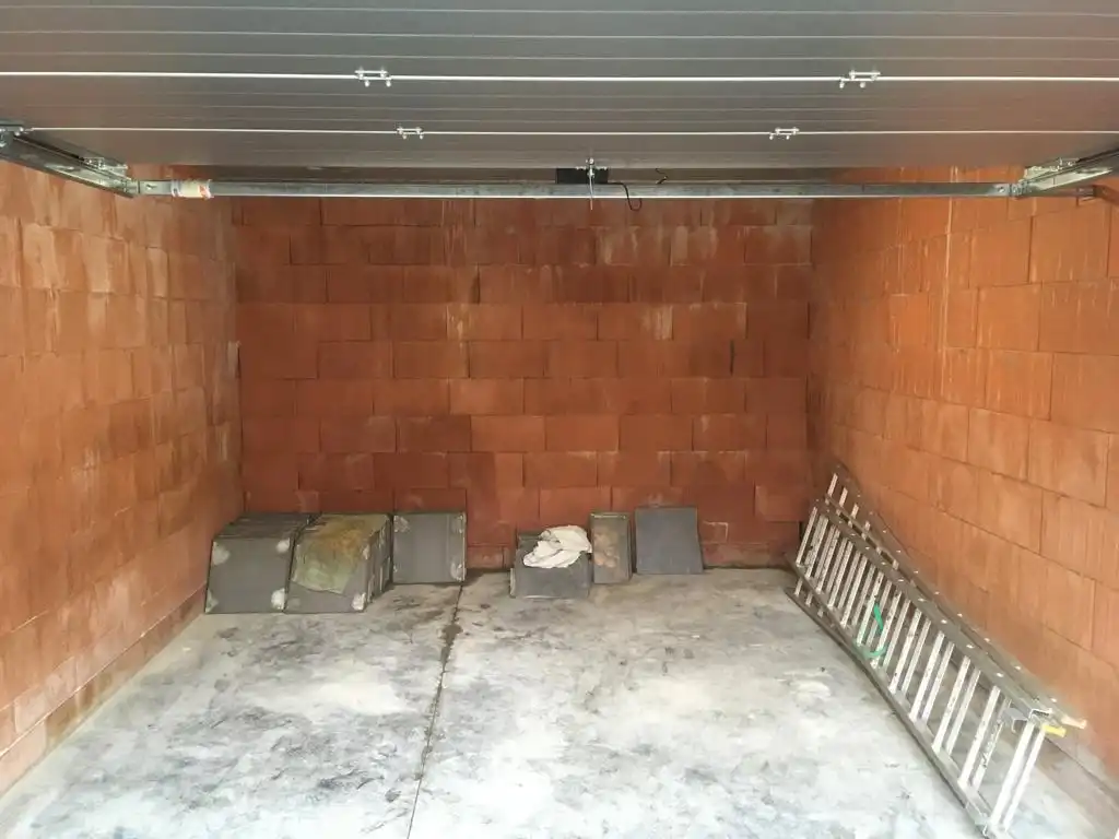 Garage te huur foto 3