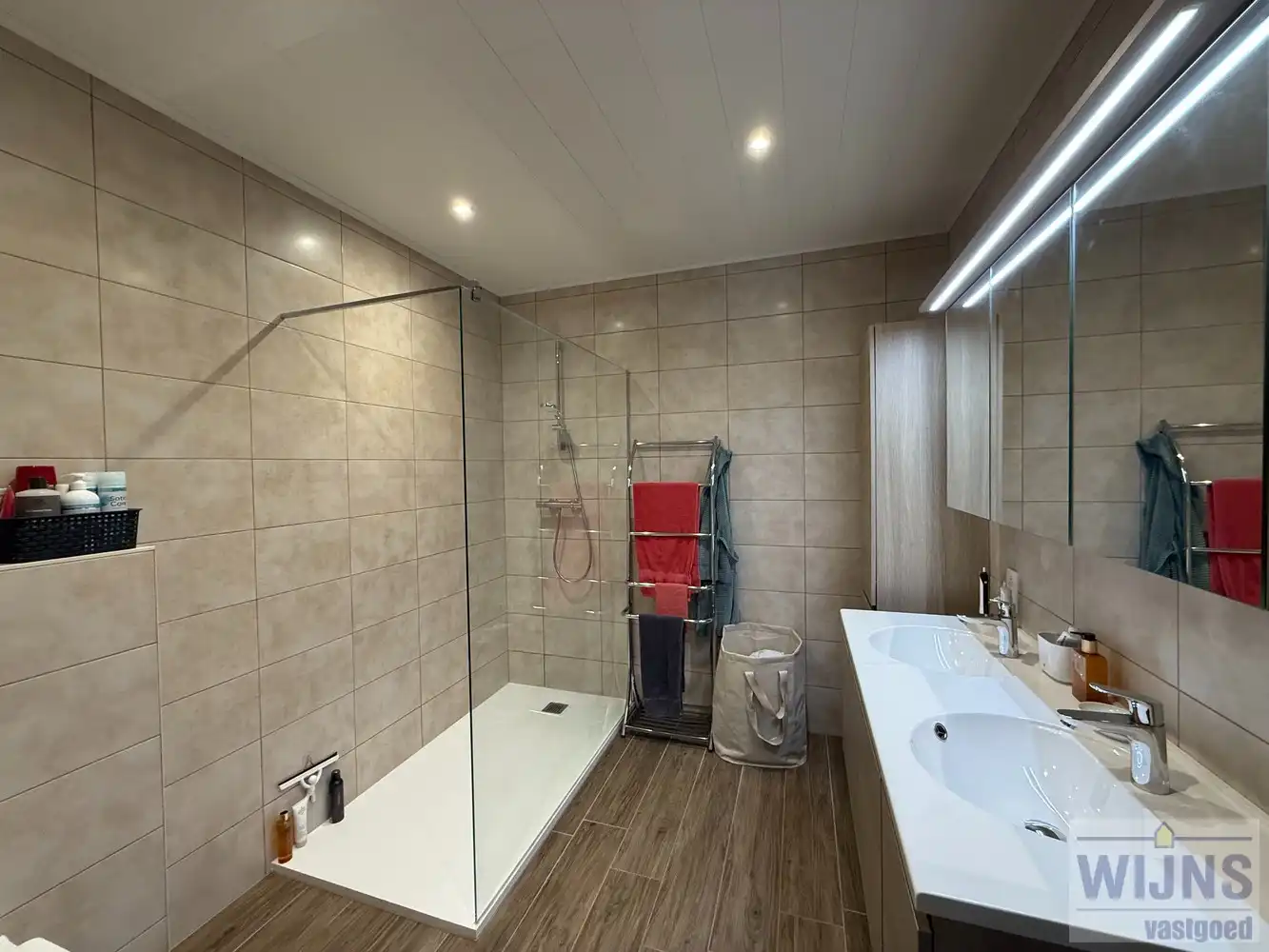 Rustig gelegen vrijstaande woning. foto 10