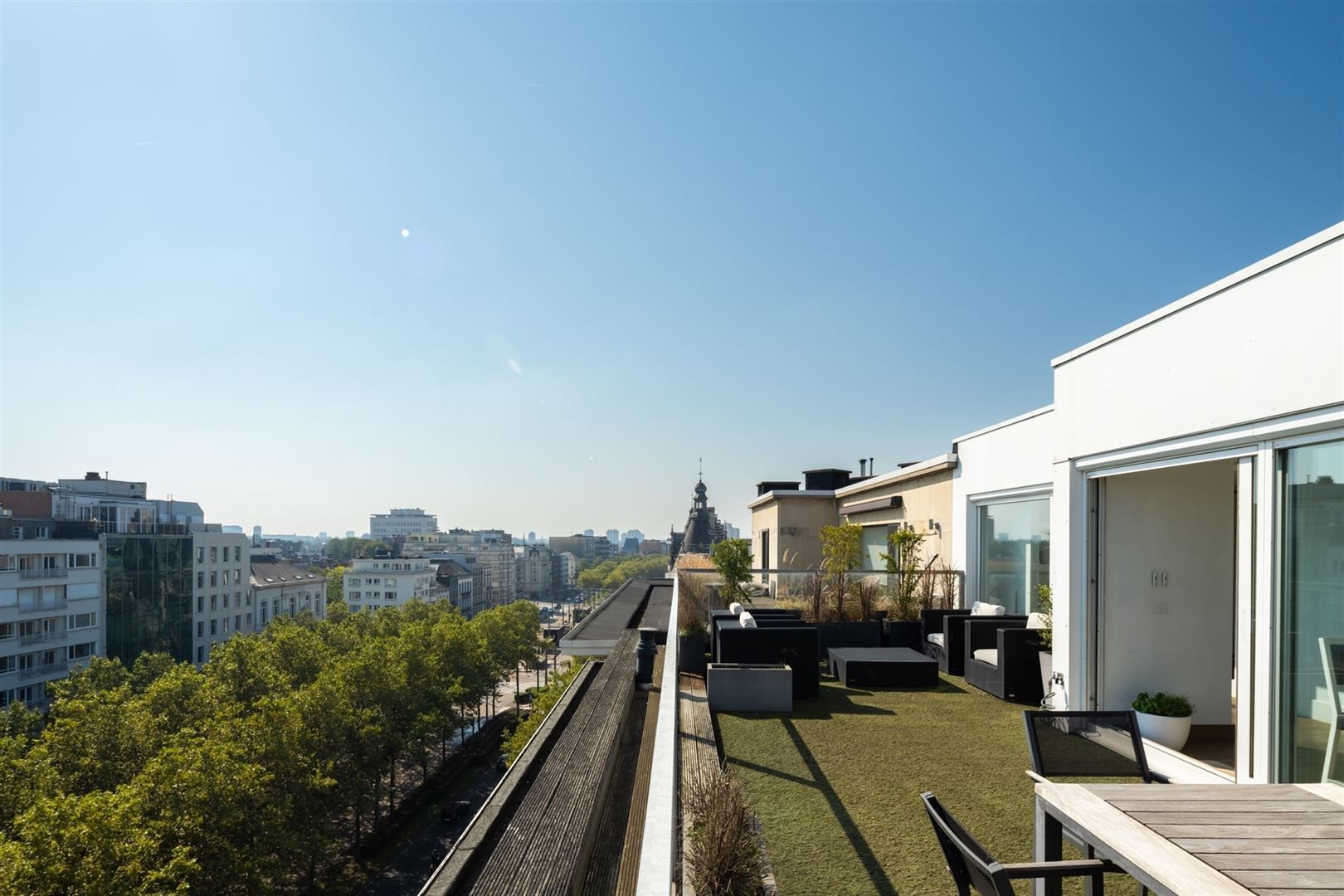 UNIEK dakappartement met grote terrassen en autostaanplaatsen foto 29