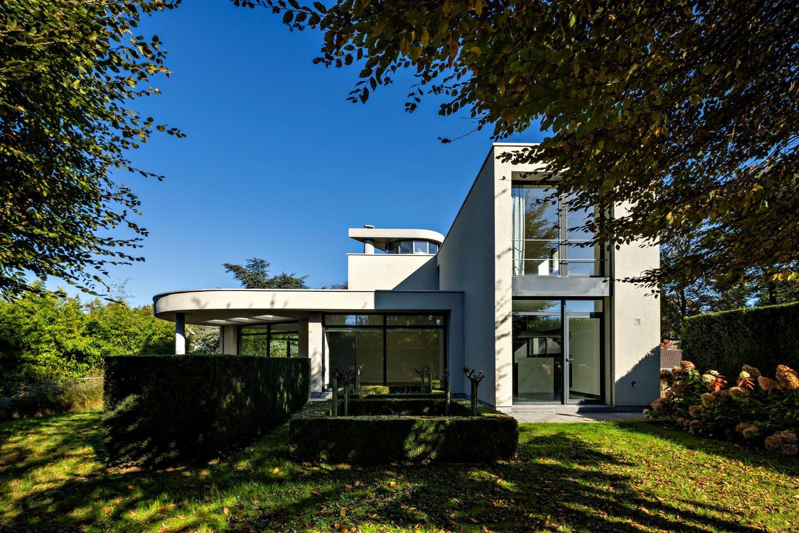 Villa met 3 slaapkamers & 2 badkamers te Dworp foto 1