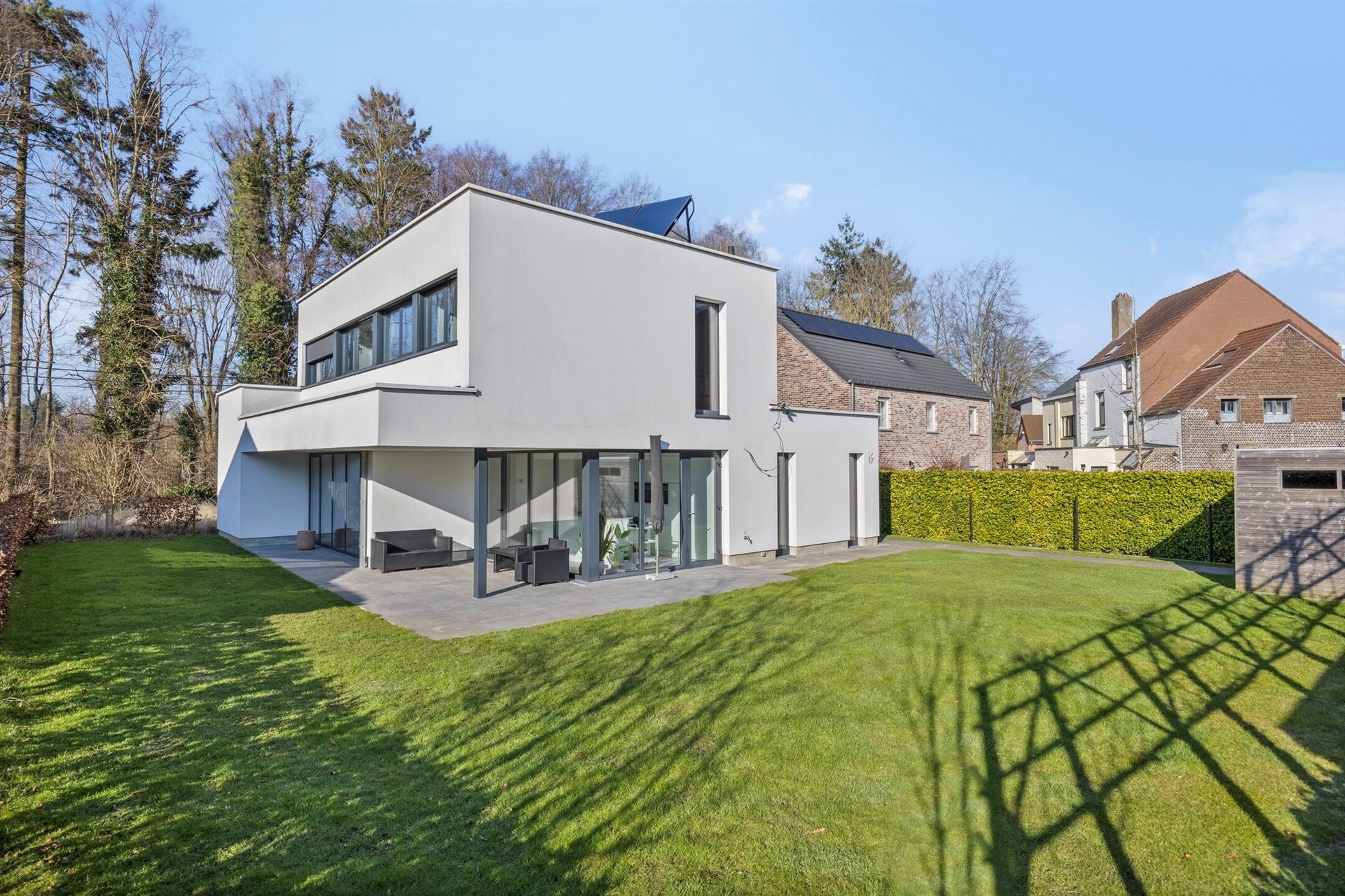 Moderne en energie-vriendelijke villa op een mooi perceel foto 34