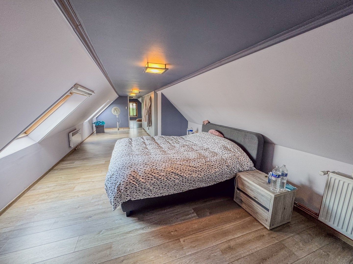 Verrassend ruime woning met 3 slaapkamers, tuin en garage. foto 15