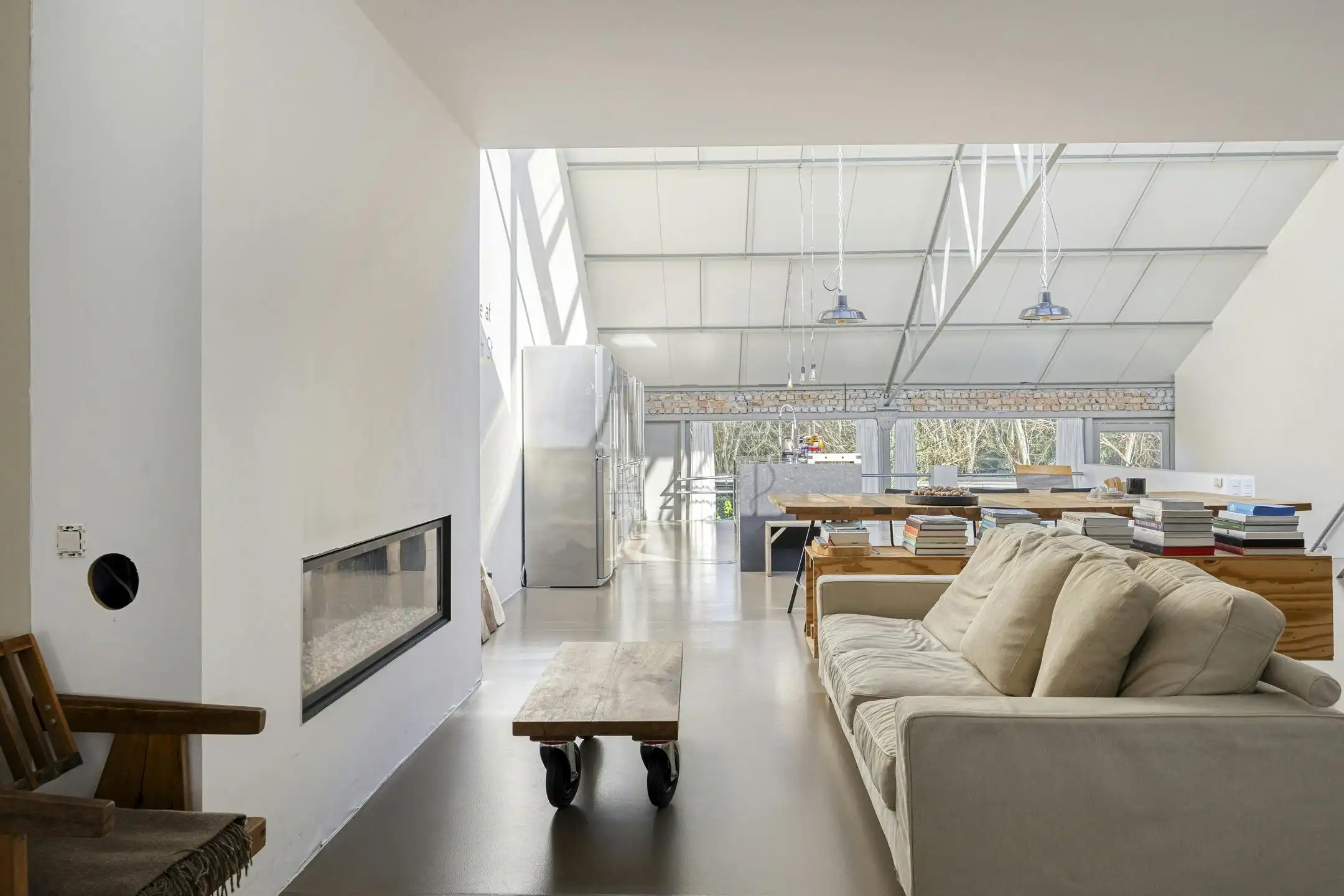 Unieke loft met binnentuin en parking te Sint-Kruis (Brugge) foto 6