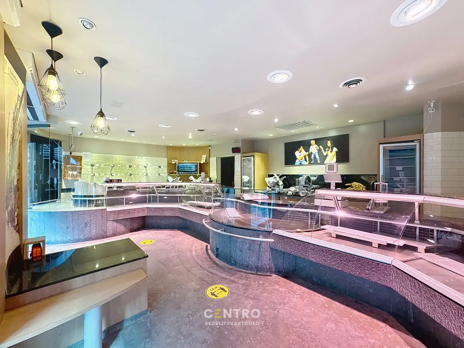 Handelspand met woonst op TOPligging! foto 6