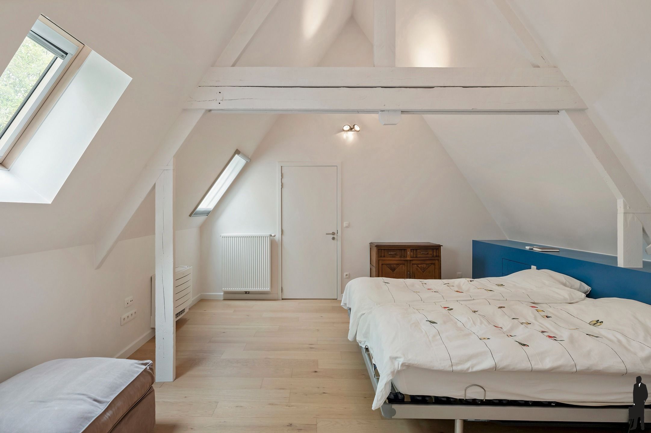 Uitzonderlijk kasteelhoeve in het park van Kasteel Wissekerke. foto 40