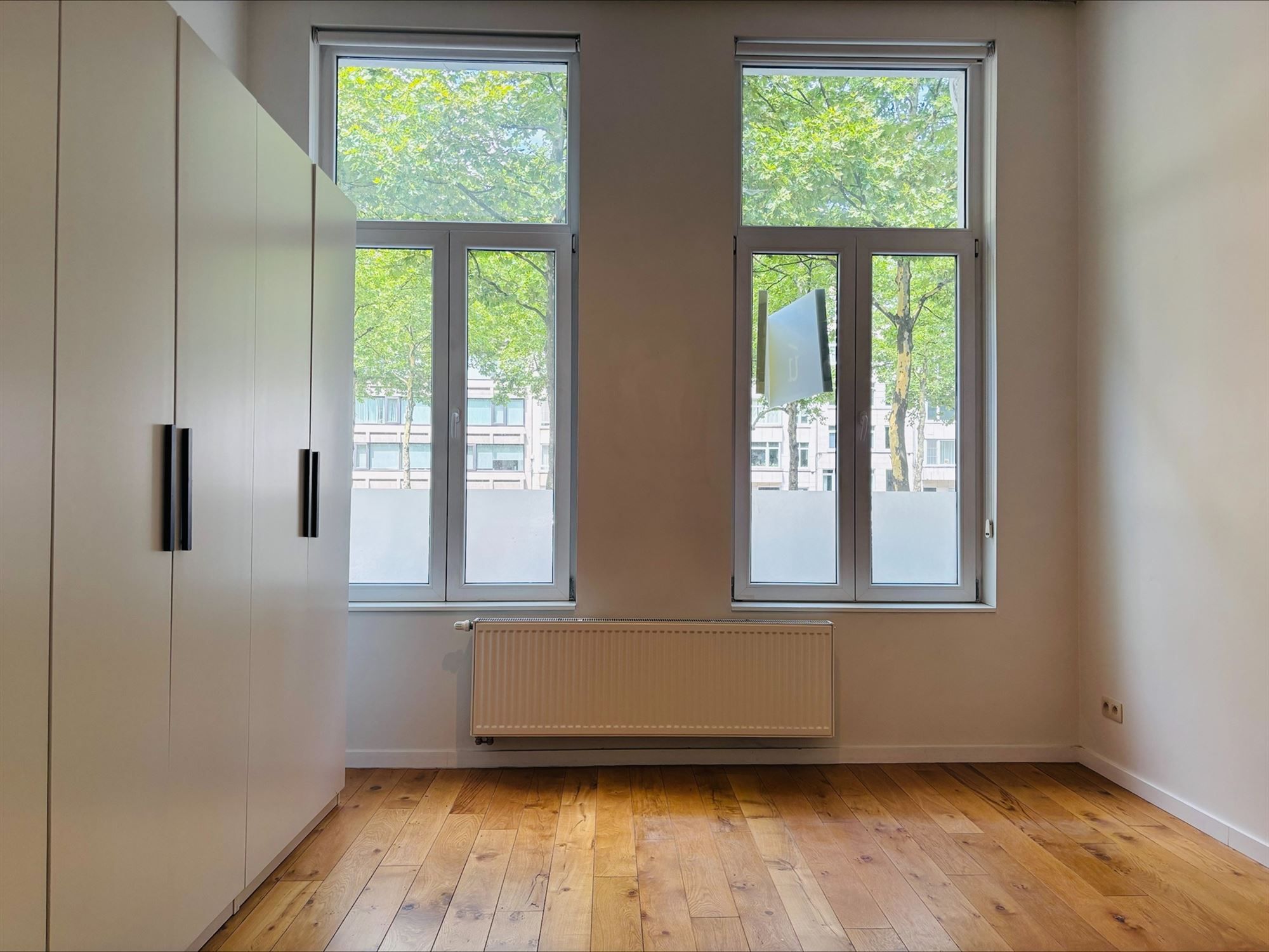 Karaktervol en lichtrijk 1-slaapkamerappartement met ruim terras op toplocatie! foto 13