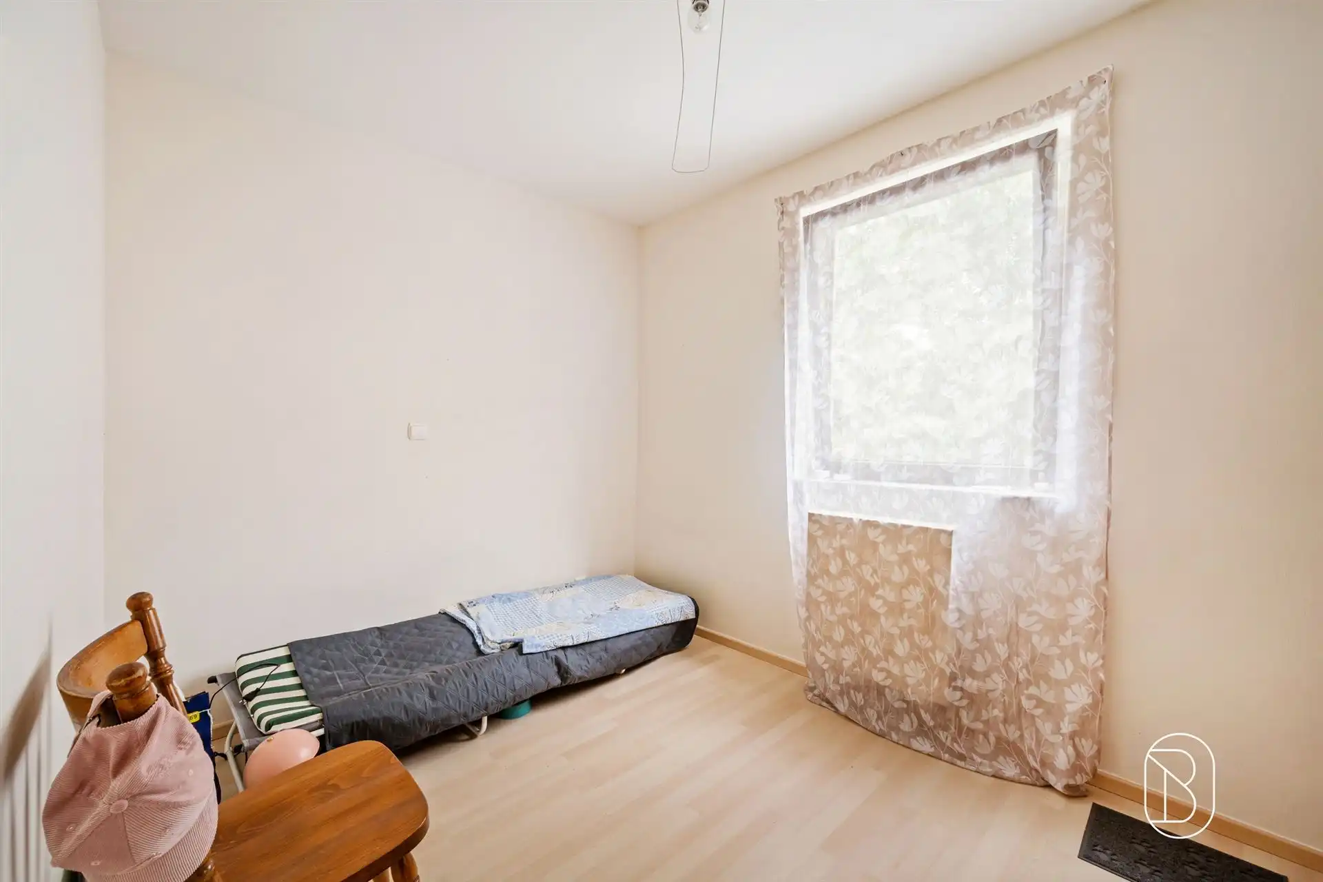 Goedgelegen duplexappartement met 2 slk.  foto 9