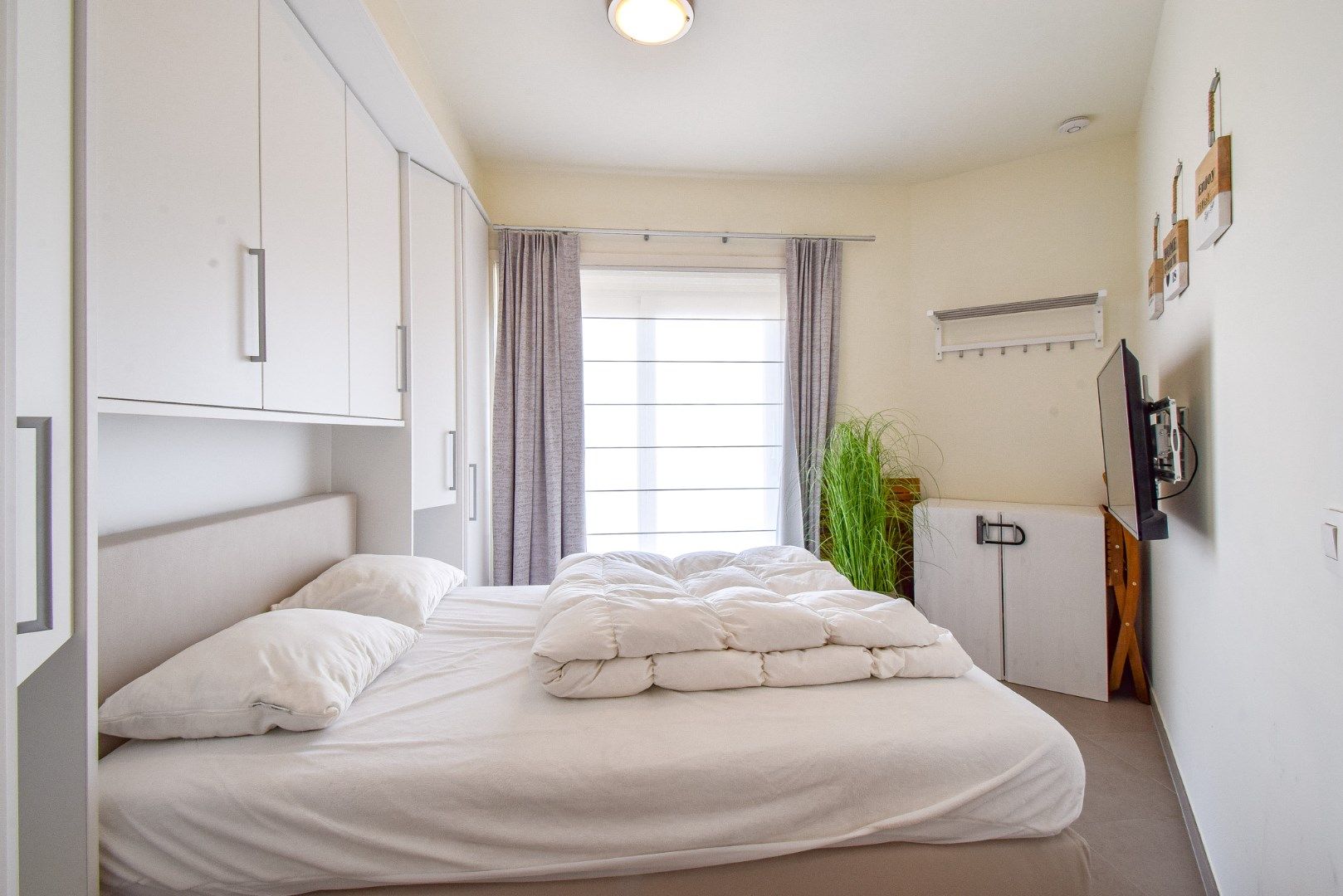 Instapklaar appartement op de zeedijk foto 5