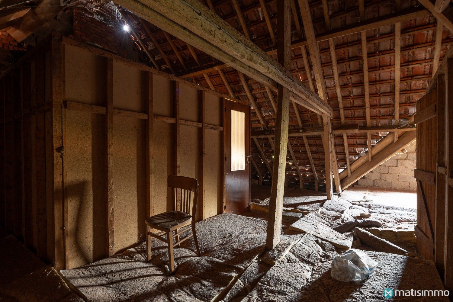 RUIME GEZINSWONING MET 4 SLAAPKAMERS IN KORTESSEM foto 27