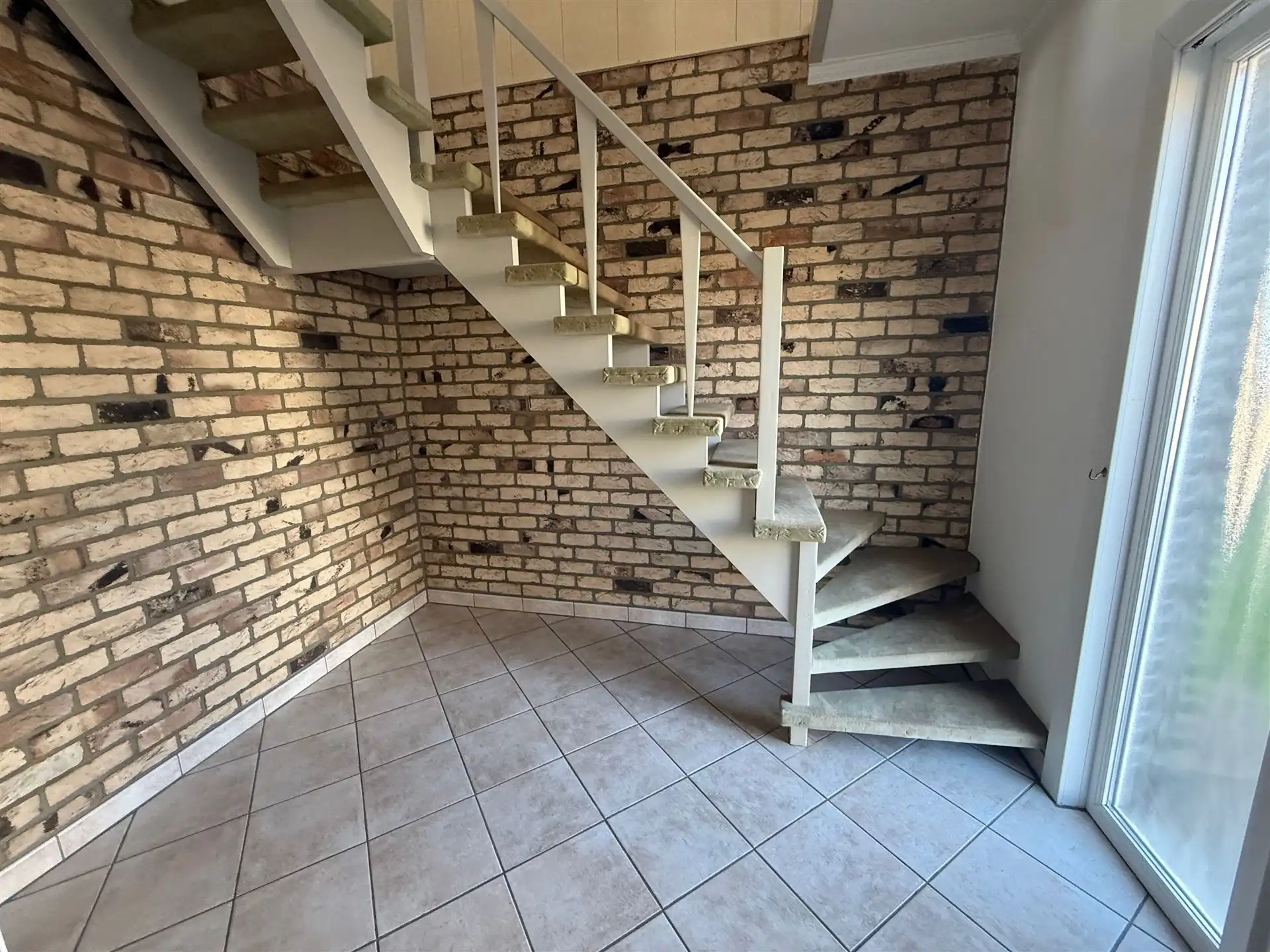 Zeer ruime woning met 3 slpk en tuin op een rustige locatie! foto 7
