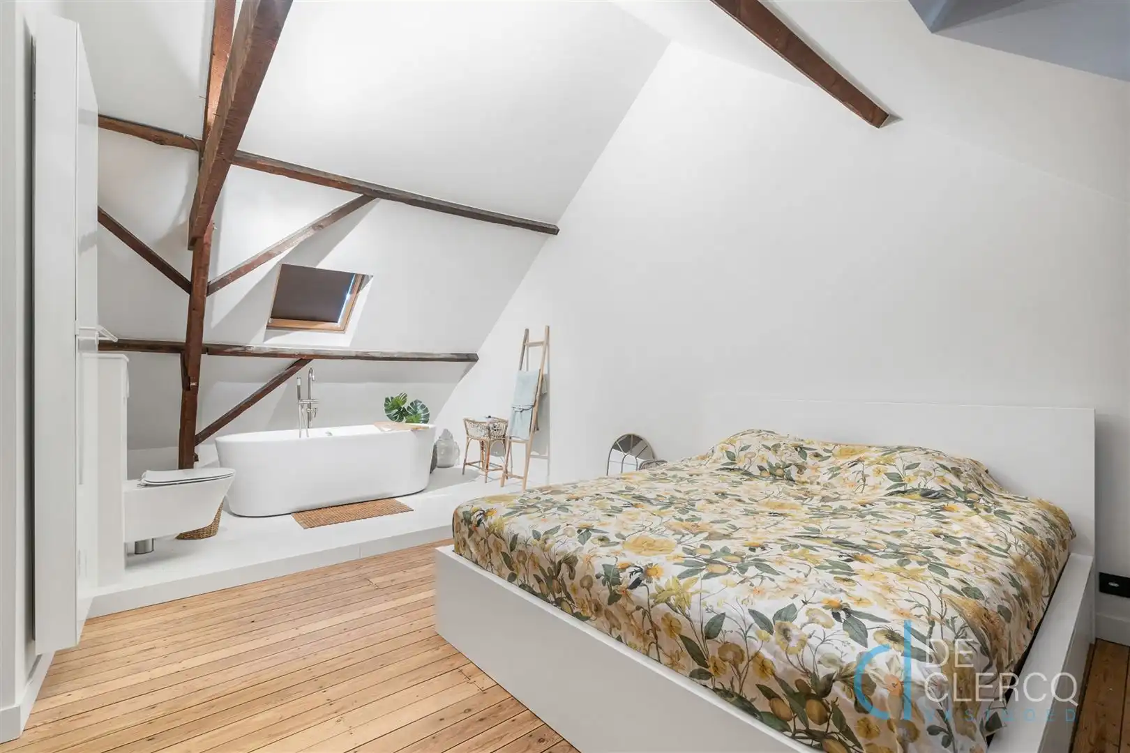 Instapklare woning te koop in centrum Lochristi!  foto 14