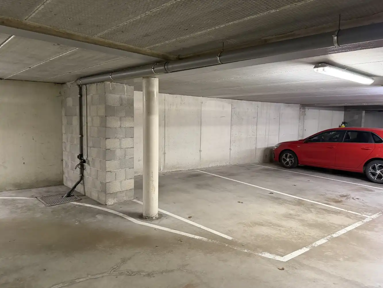 Autostaanplaats te koop op goed bereikbare locatie nabij station & centrum Lier foto 2