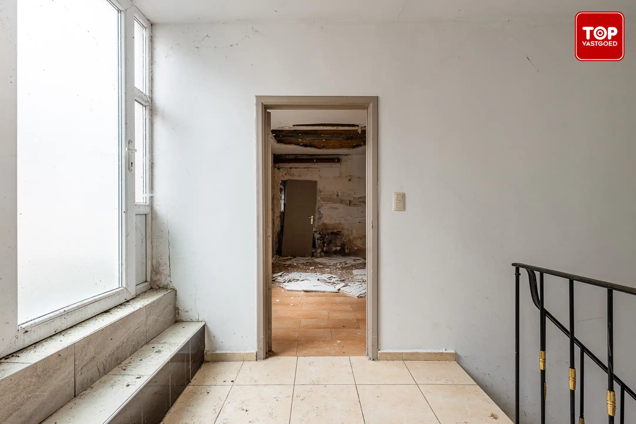 Te renoveren appartement met privé-ingang en tal van mogelijkheden. foto 4