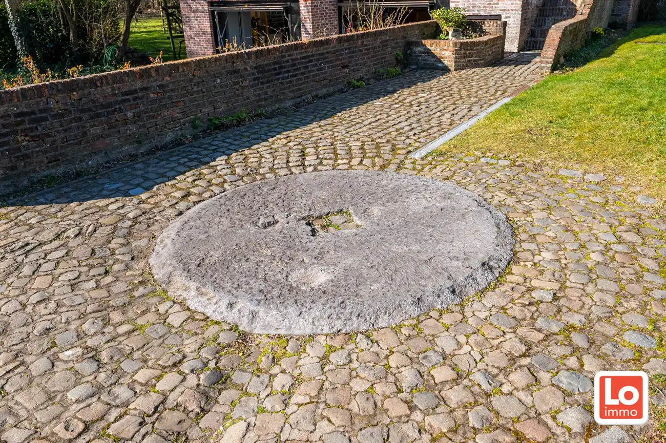 VERKOCHT! Charmante alleenstaande woning met inpandige dubbele garage en grote tuin met aanpalend bos (1ha) op een rustige locatie nabij het centrum van Wachtebeke! foto 27