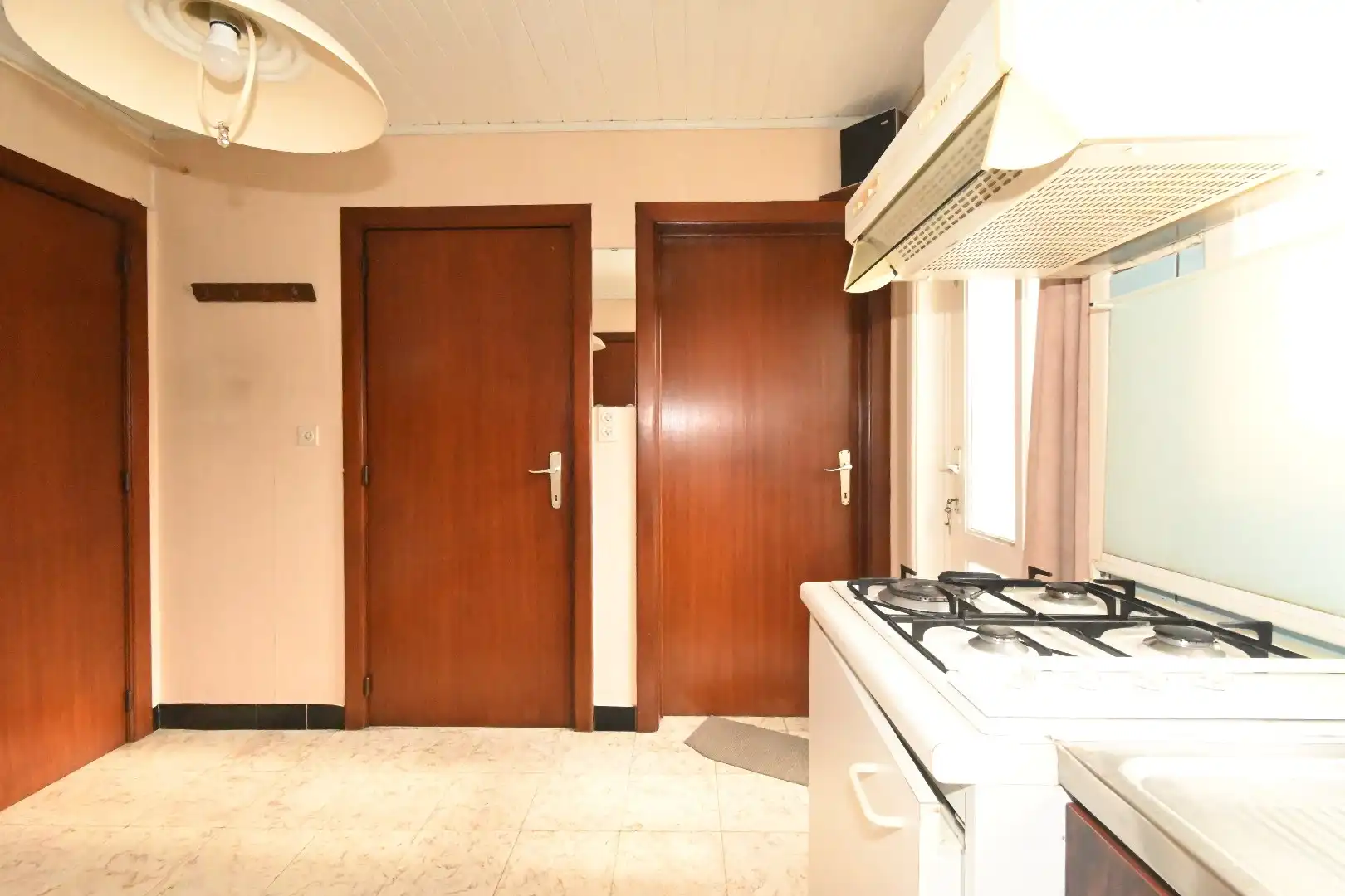 Alleenstaande woning met garage en tuin  foto 11