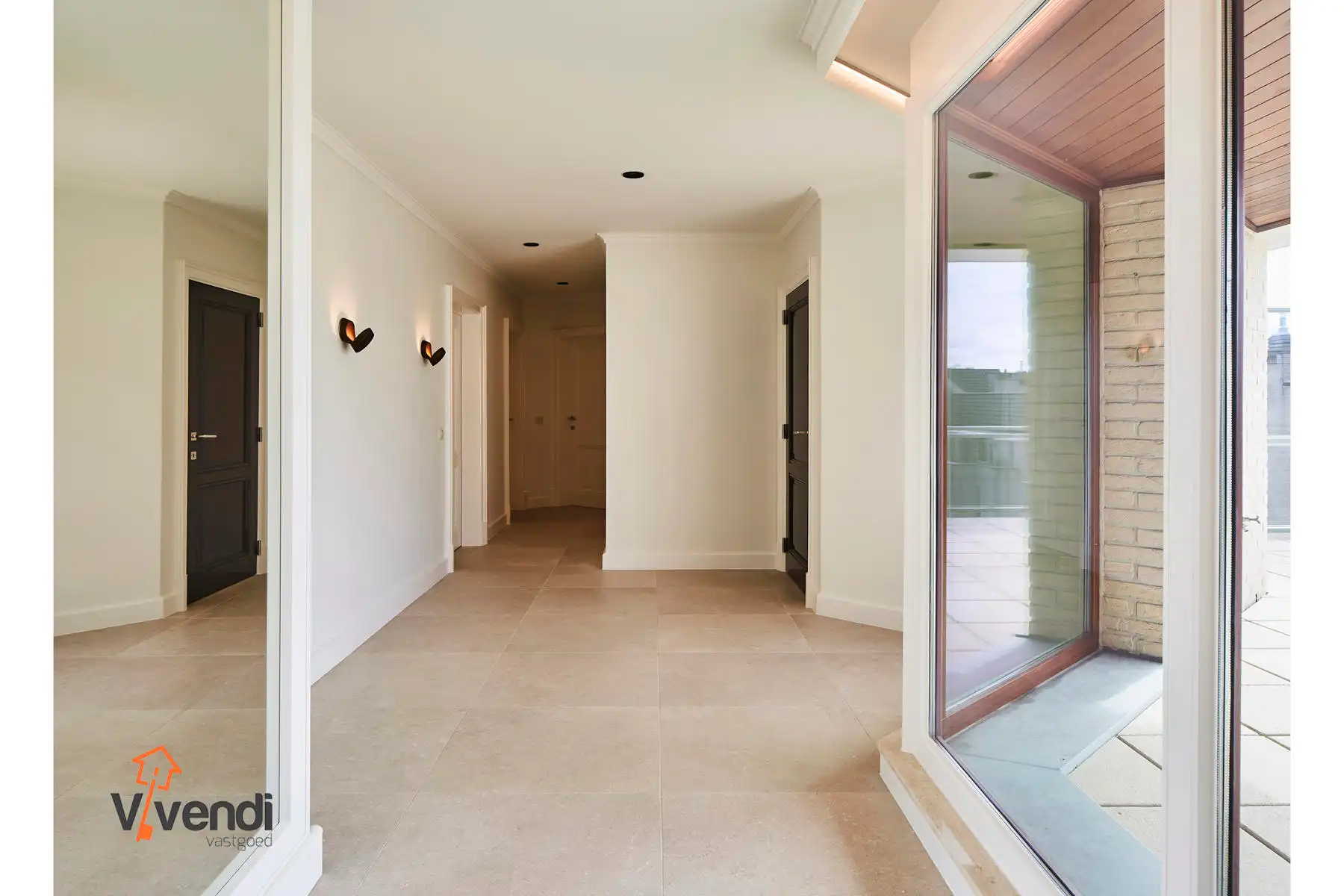 Luxe Penthouse van ca. 185 m² – Volledig gerenoveerd in 2024 foto 13