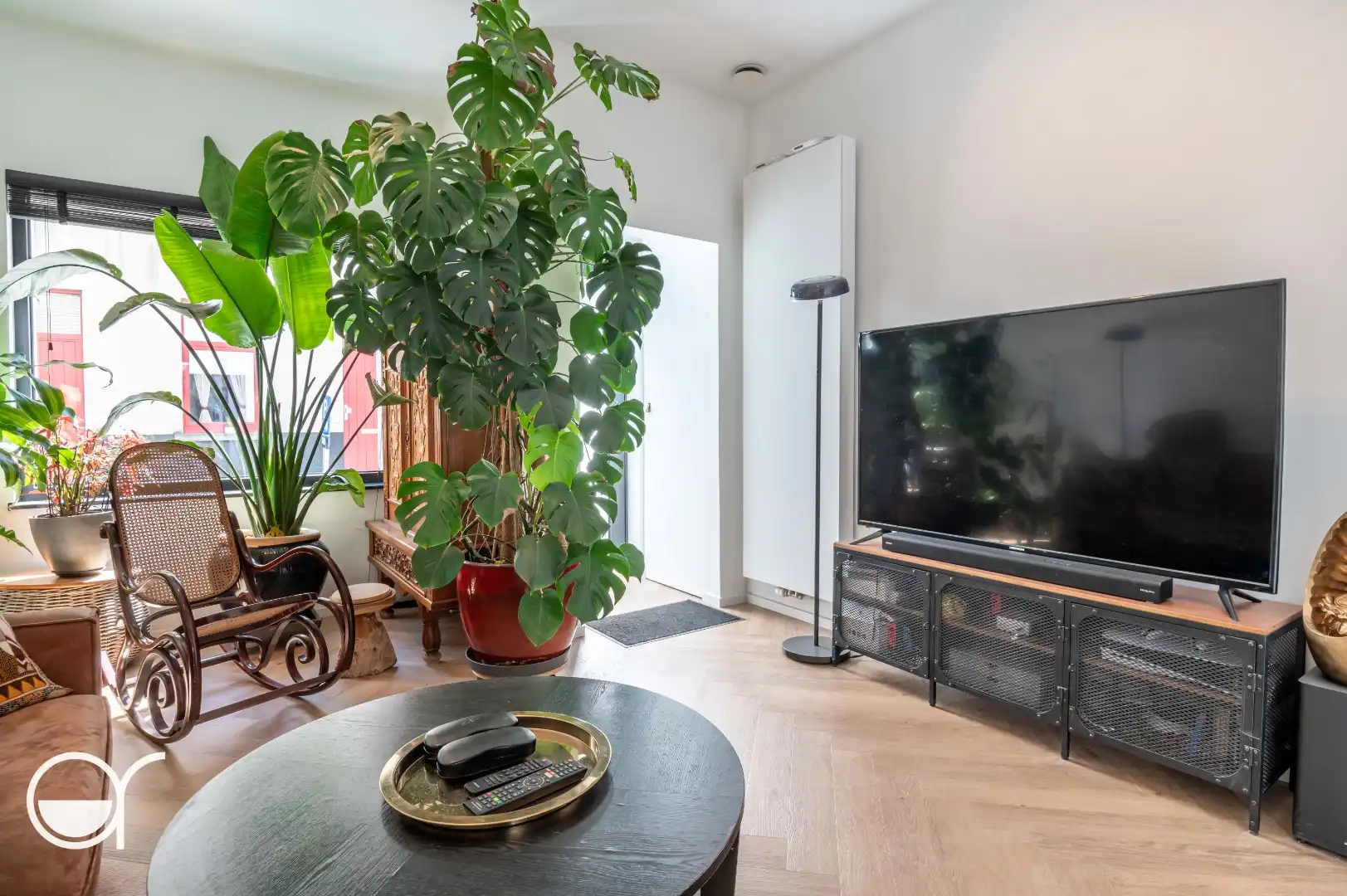 Volledig gerenoveerde woning gelegen aan het klein begijnhof. foto 6