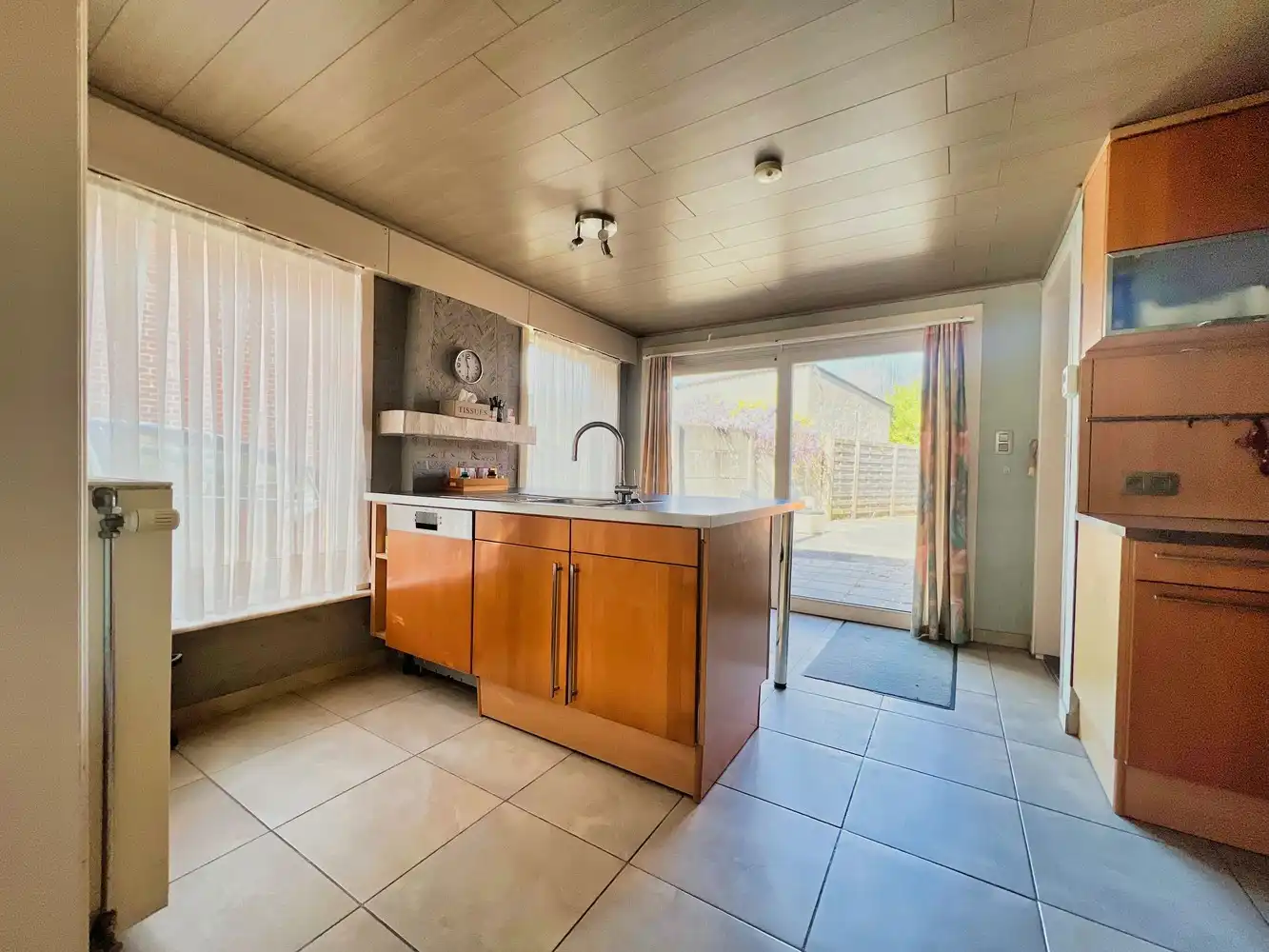 Instapklare gezinswoning (4 slpks) +zonnige tuin 777m²! foto 6