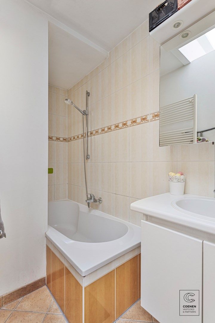 Instapklare woning met 3 slpk's op een toplocatie te Schoten! foto 15