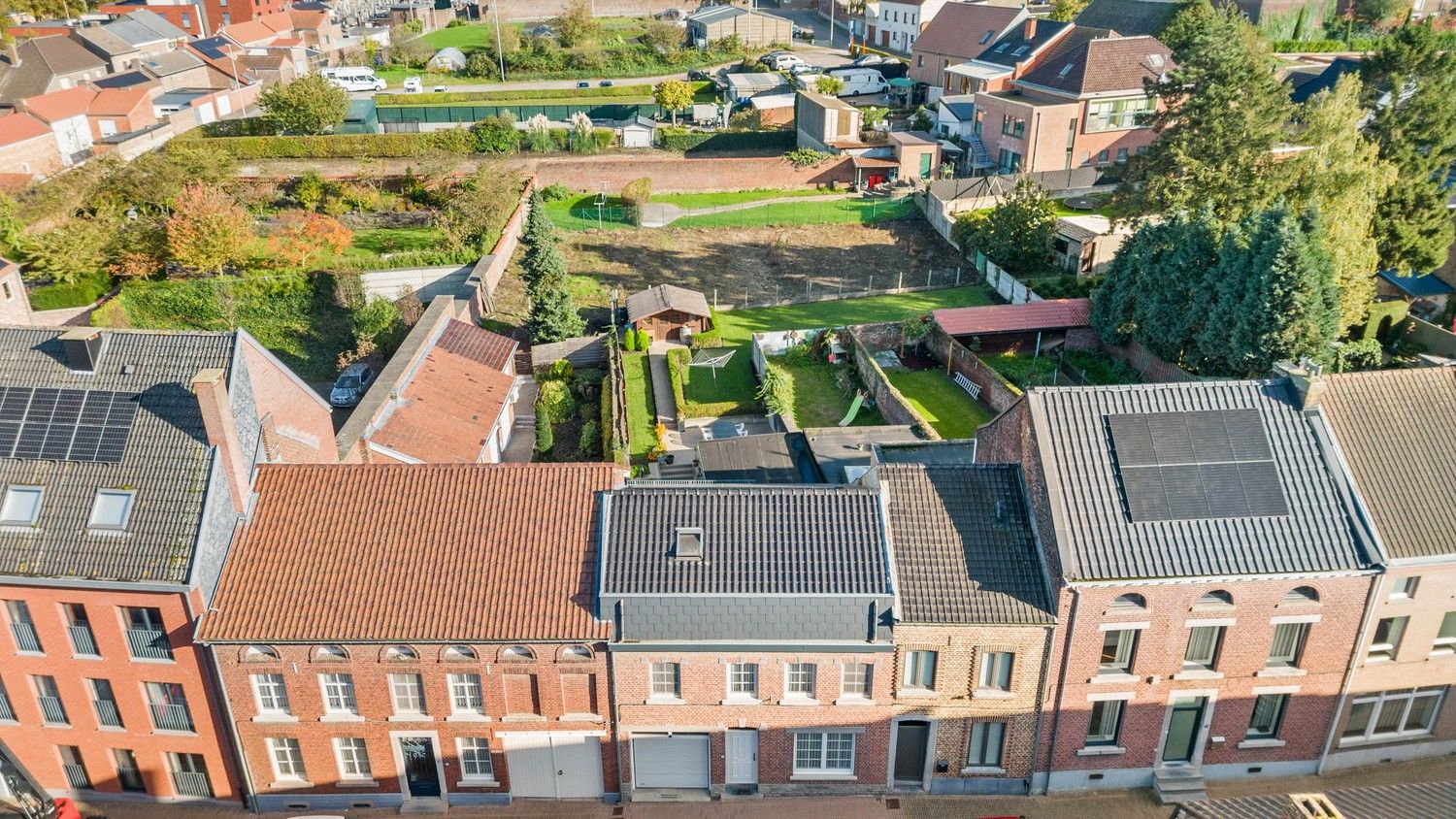 Instapklare woning met 3 slaapkamers, garage en grote tuin in het centrum van Borgloon foto 30