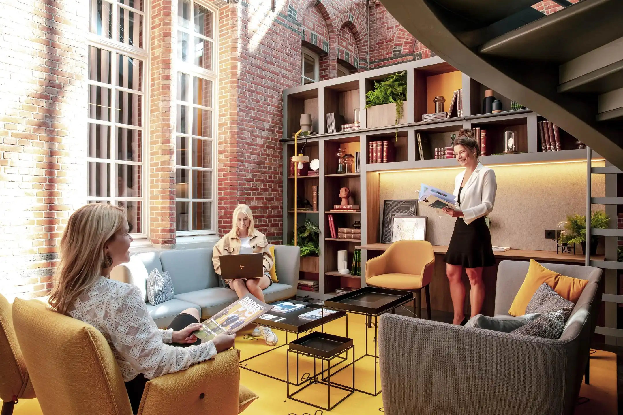 Kantoor te huur foto 6