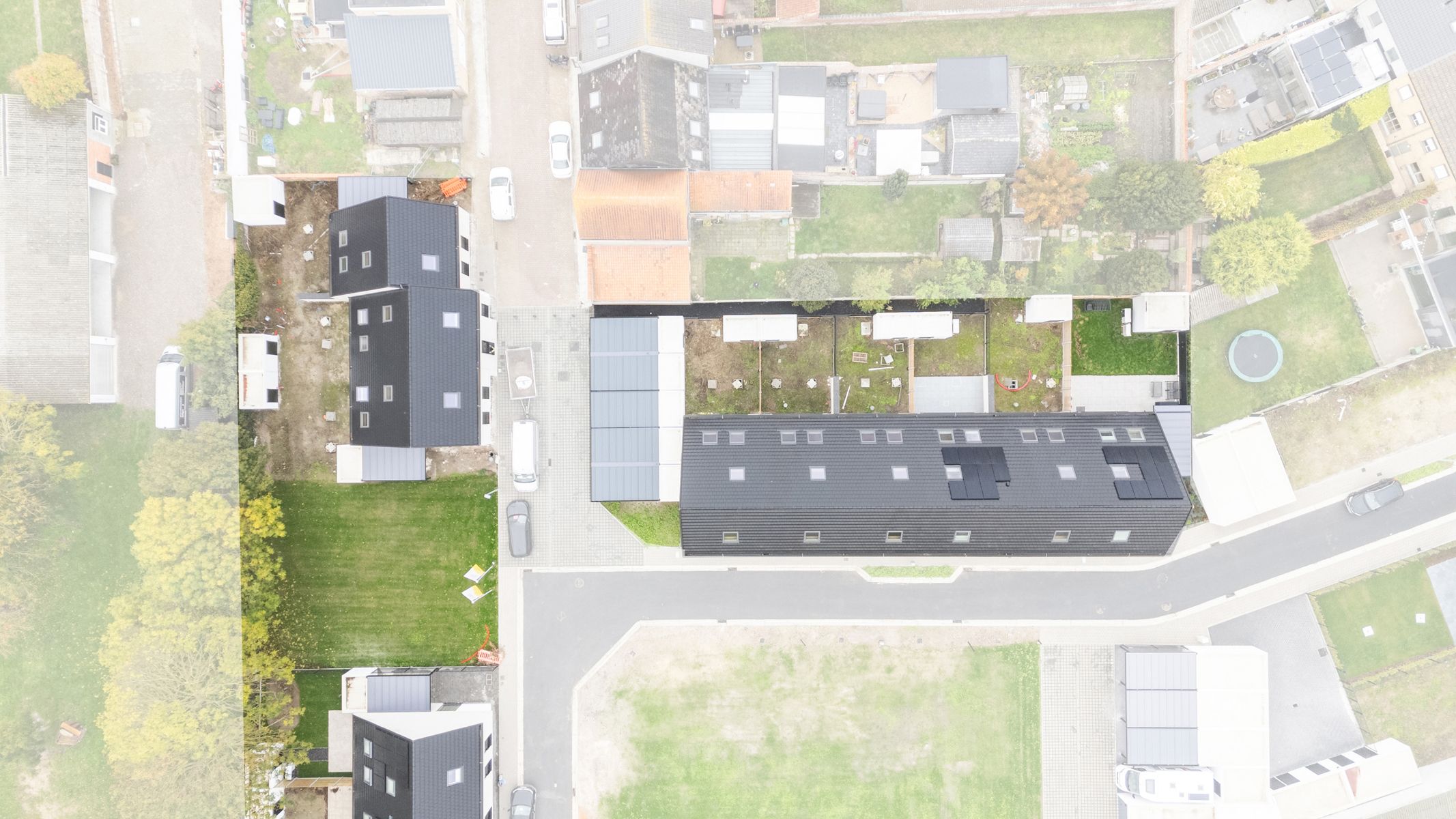 Halfopen nieuwbouwwoning foto 28