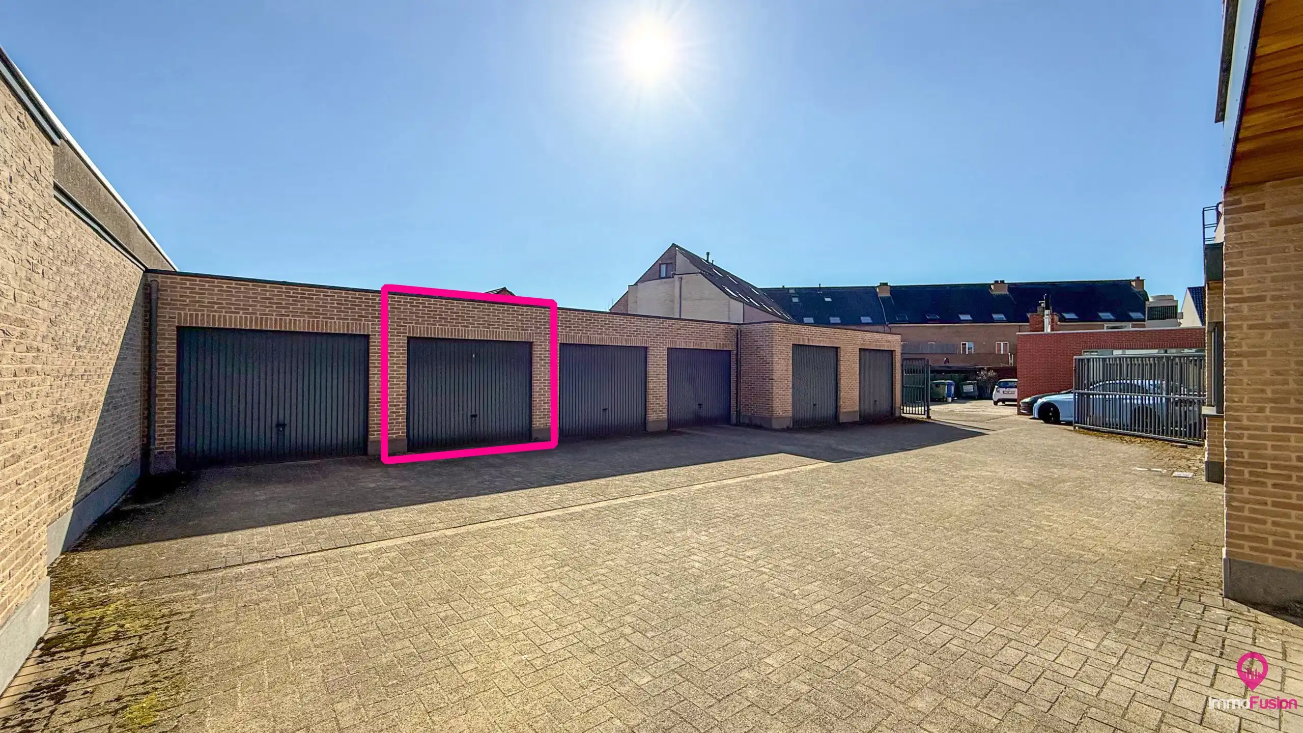 Instapklaar appartement met terras op centrale ligging! foto 26