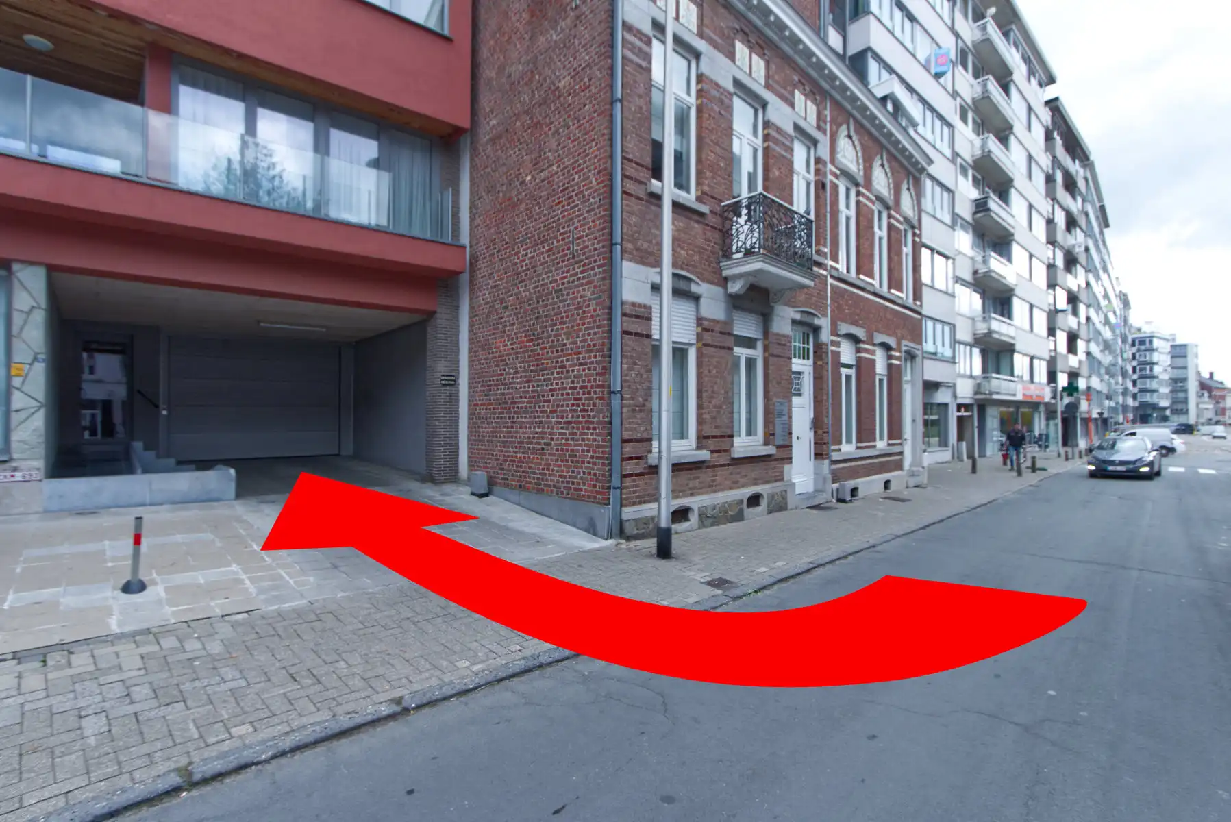 KANTOOR - 8 BURELEN - 16 tot 20 WERKPLAATSEN - PARKING MOG. foto 2