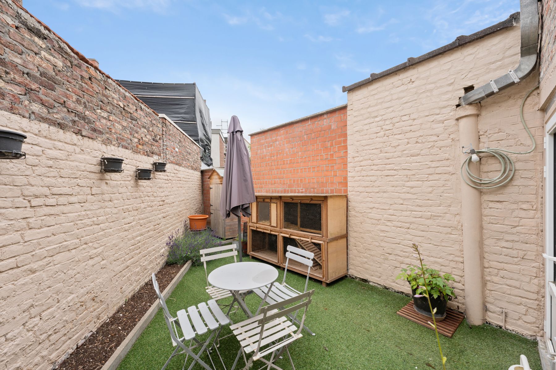 Instapklare gerenoveerde woning met 4 slaapkamers! foto 11